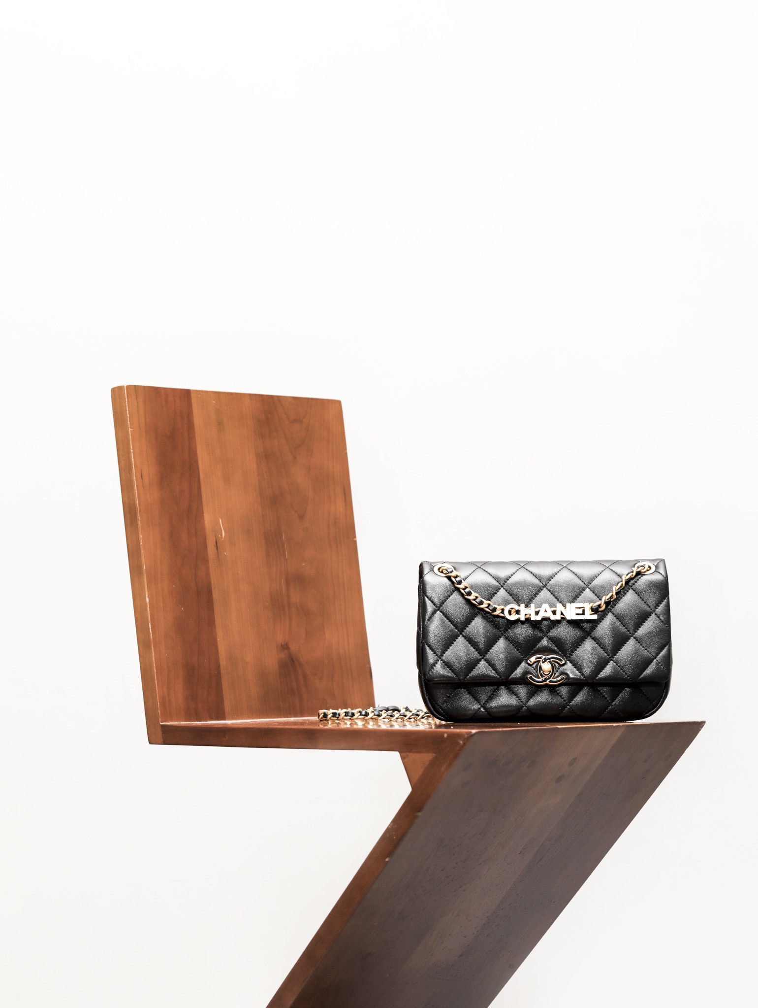 Chanel Classic Flap Bag Crossbody & Shoulder Bags Practical And Versatile Replica Designer