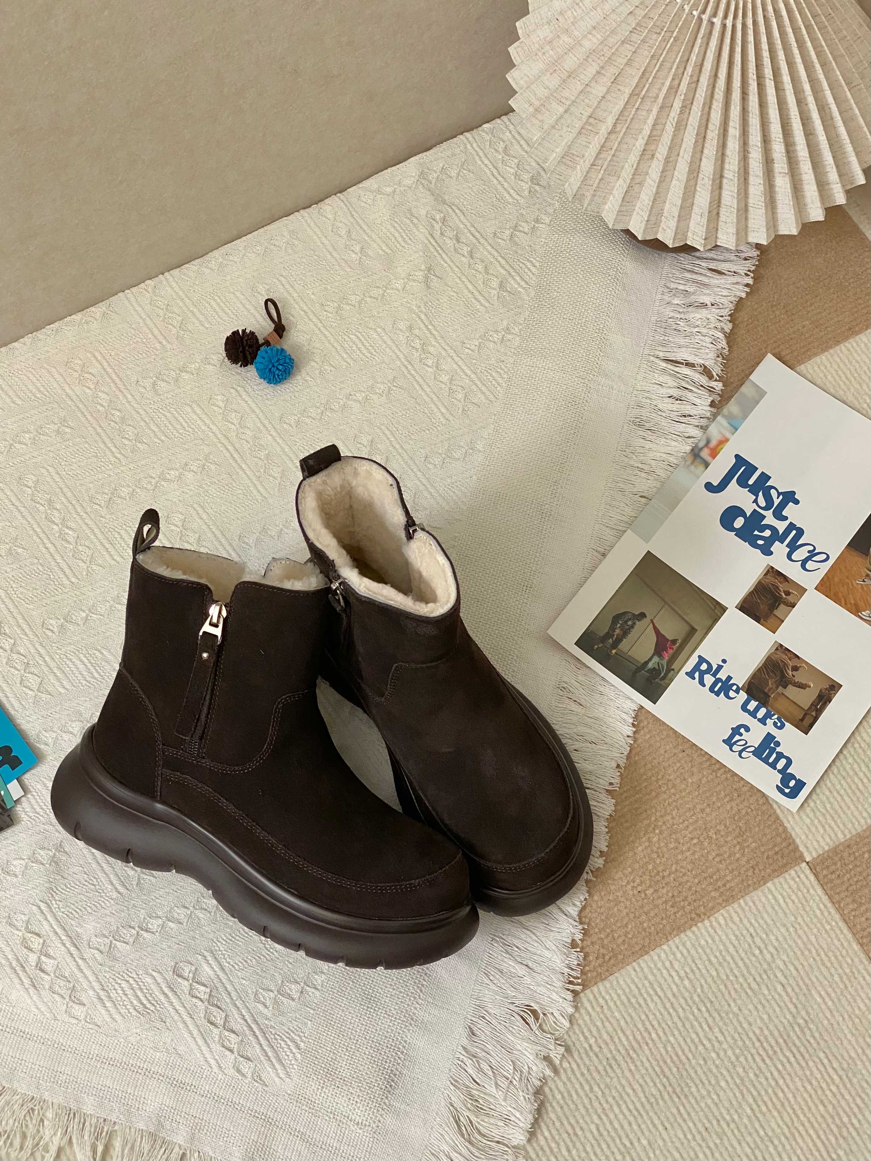 NO:615158,Double-sided zipper design on the inside and outside makes it super easy to put on and take off. Three-dimensional spliced ​​upper breaks the conventional design. Thin front and thick soles make walking on flat ground non-slip and wear-resistant outsole. Stable on ice and snow. Size 35-40, snow boots, boots.19860909内外侧双面拉链设计 穿脱超方便 立体拼接鞋面 打破常规设计感 前薄后厚鞋底 走路如履平地 防滑耐磨大底 冰雪路面稳稳的 尺码35-40,雪地靴,boots,Women's Shoes