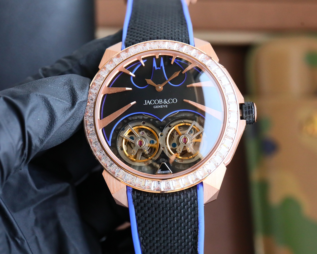 Jacob & Co Batman-themed Watch with Unique Design and Inspiration. - 图片 6