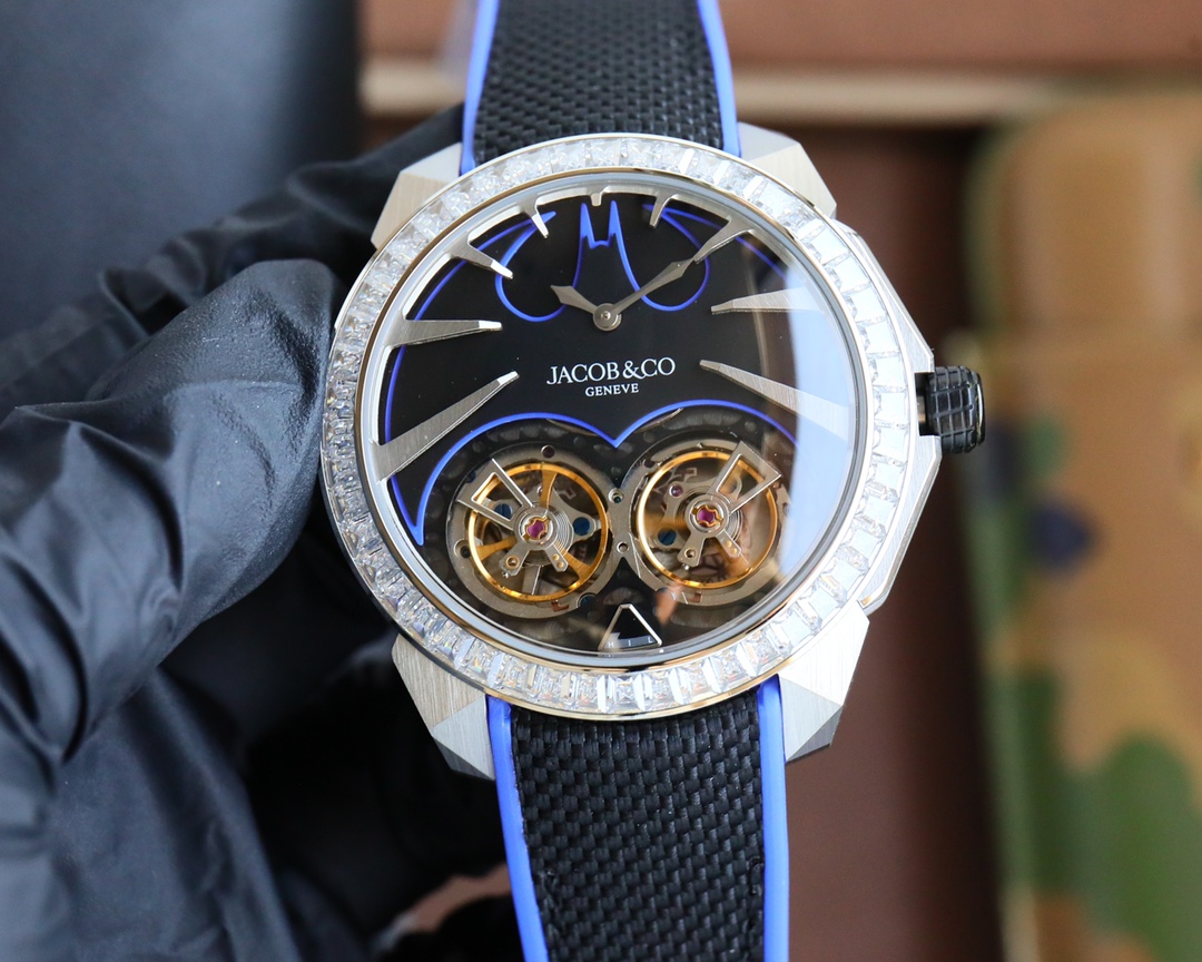 Jacob & Co Batman-themed Watch with Unique Design and Inspiration. - 图片 3