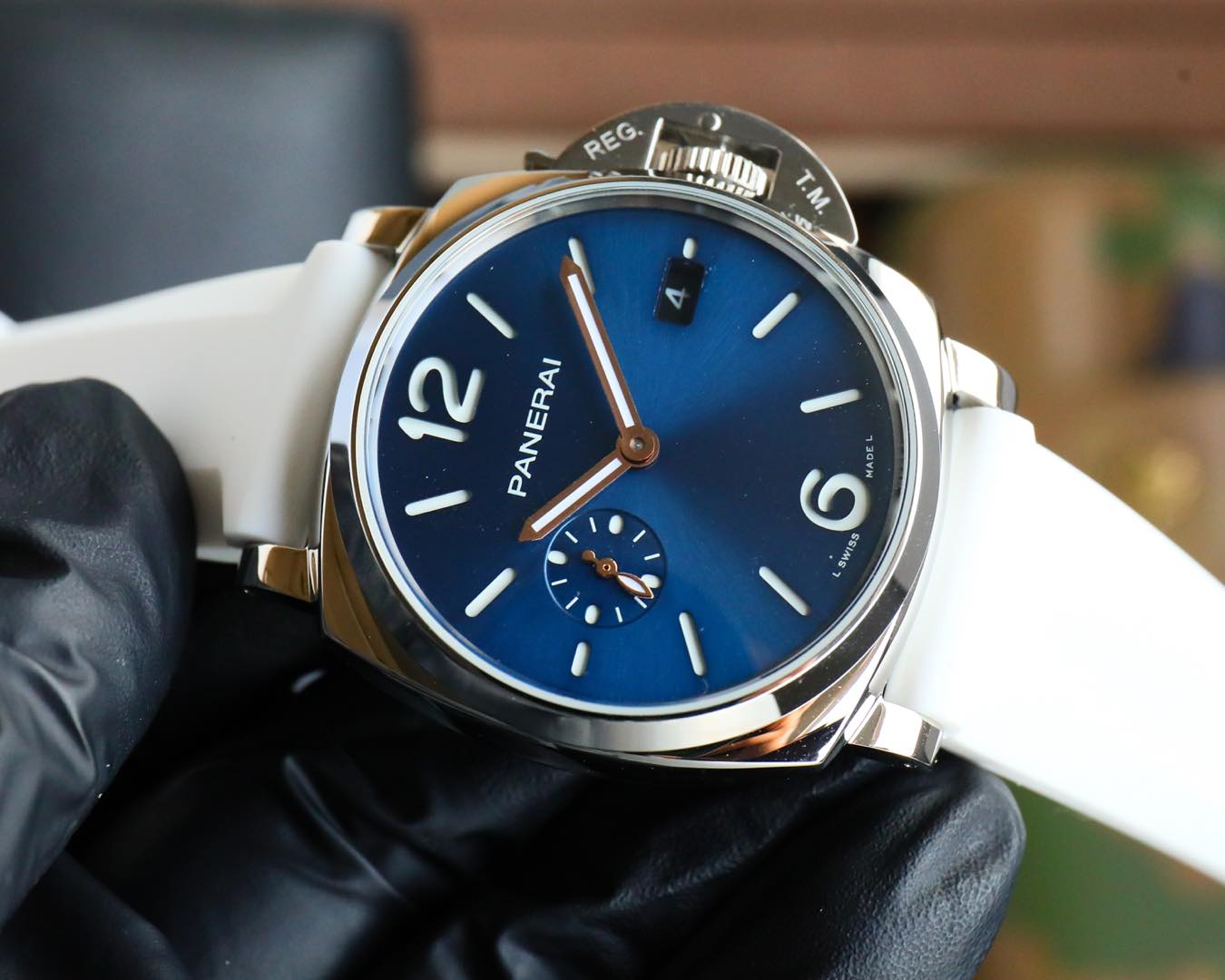 Peiner White Crustacean 1533: PANERAI Luminor Due Series Catalogue, 42mm. - 图片 4