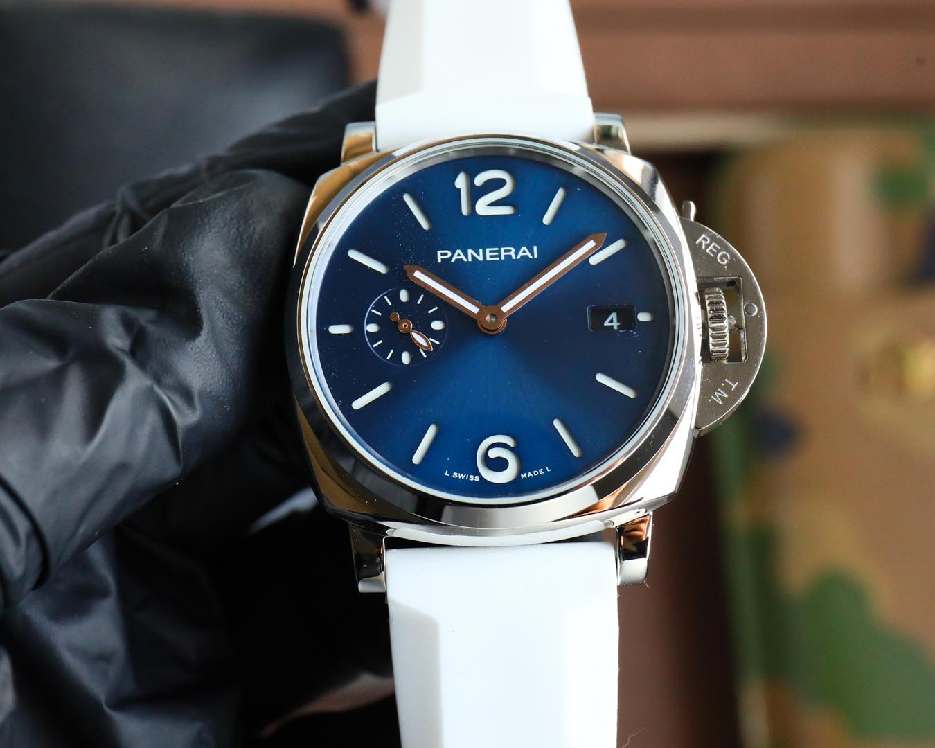 Peiner White Crustacean Watch: Luminor Due Series, 42mm Catalogue, Asian Wrist-Friendly. - 图片 3