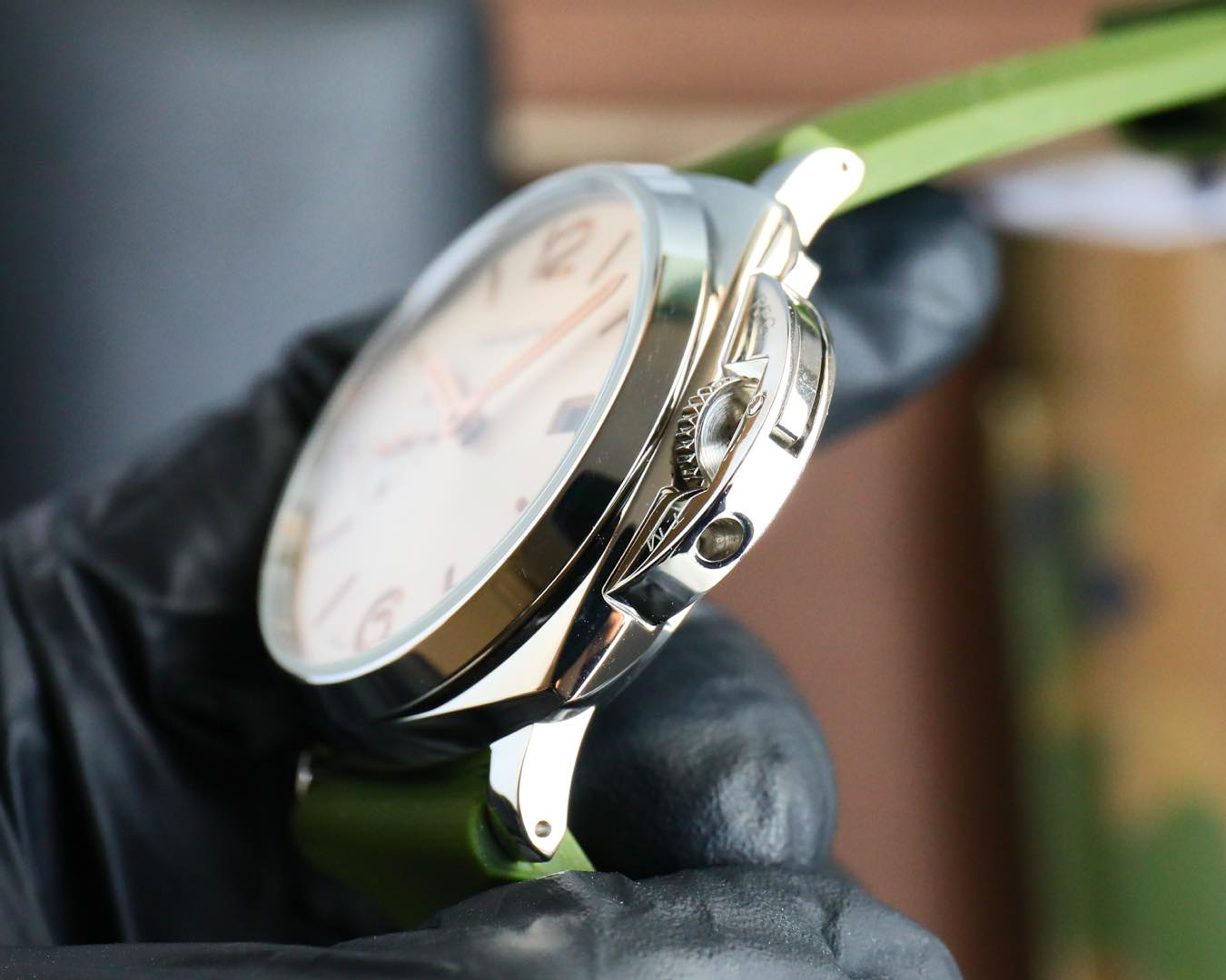 Peiner White Crustacean 1533 Watch: Elegant, Lightweight, and Thin Design for Men and Women - 图片 5