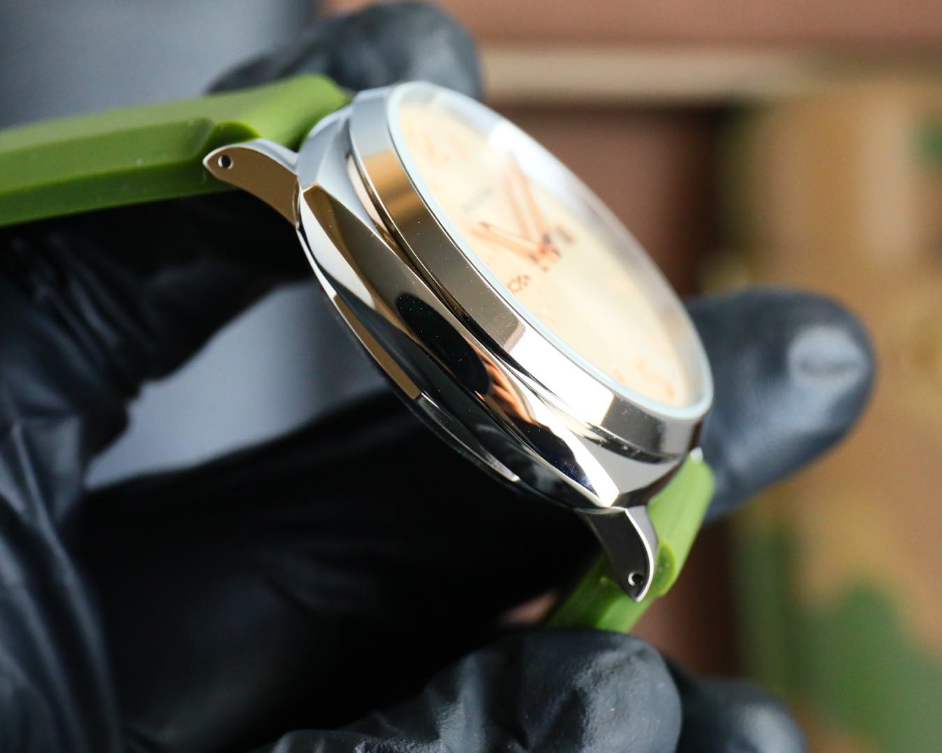 Peiner White Crustacean 1533 Watch: Elegant, Lightweight, and Thin Design for Men and Women - 图片 6