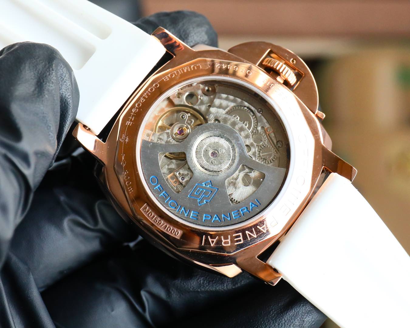 PANERAI Luminor Due Series: White Crustacean 42mm Catalog, Unisex Design for Asian Wrists - 图片 8
