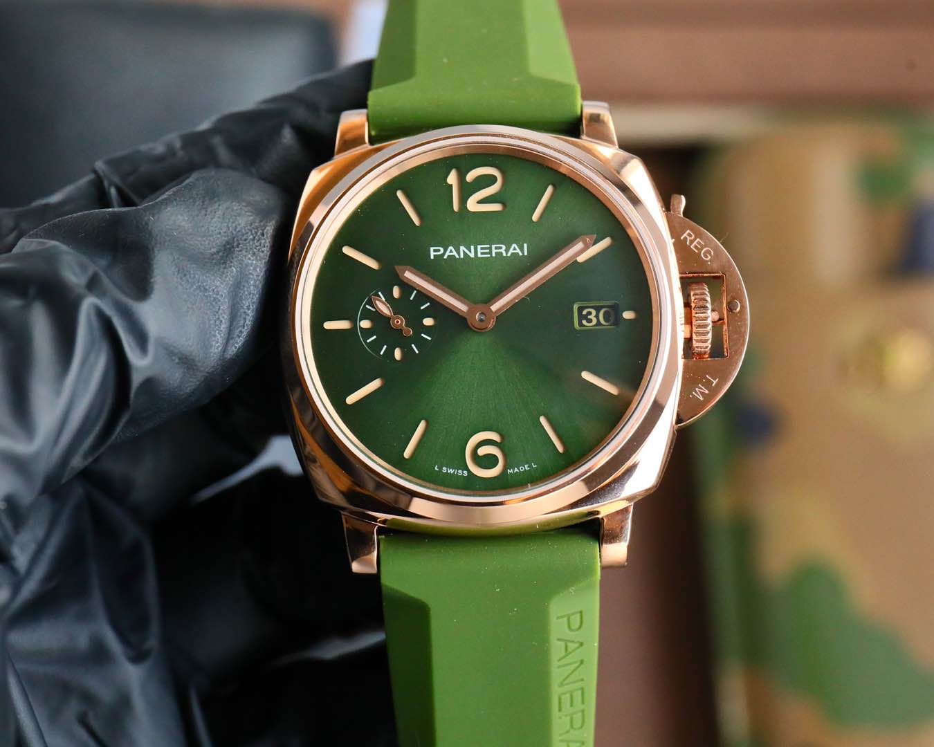 Peiner White Crustacean 1533 Watch: Elegant, Light, Thin – Perfect for Women! - 图片 3