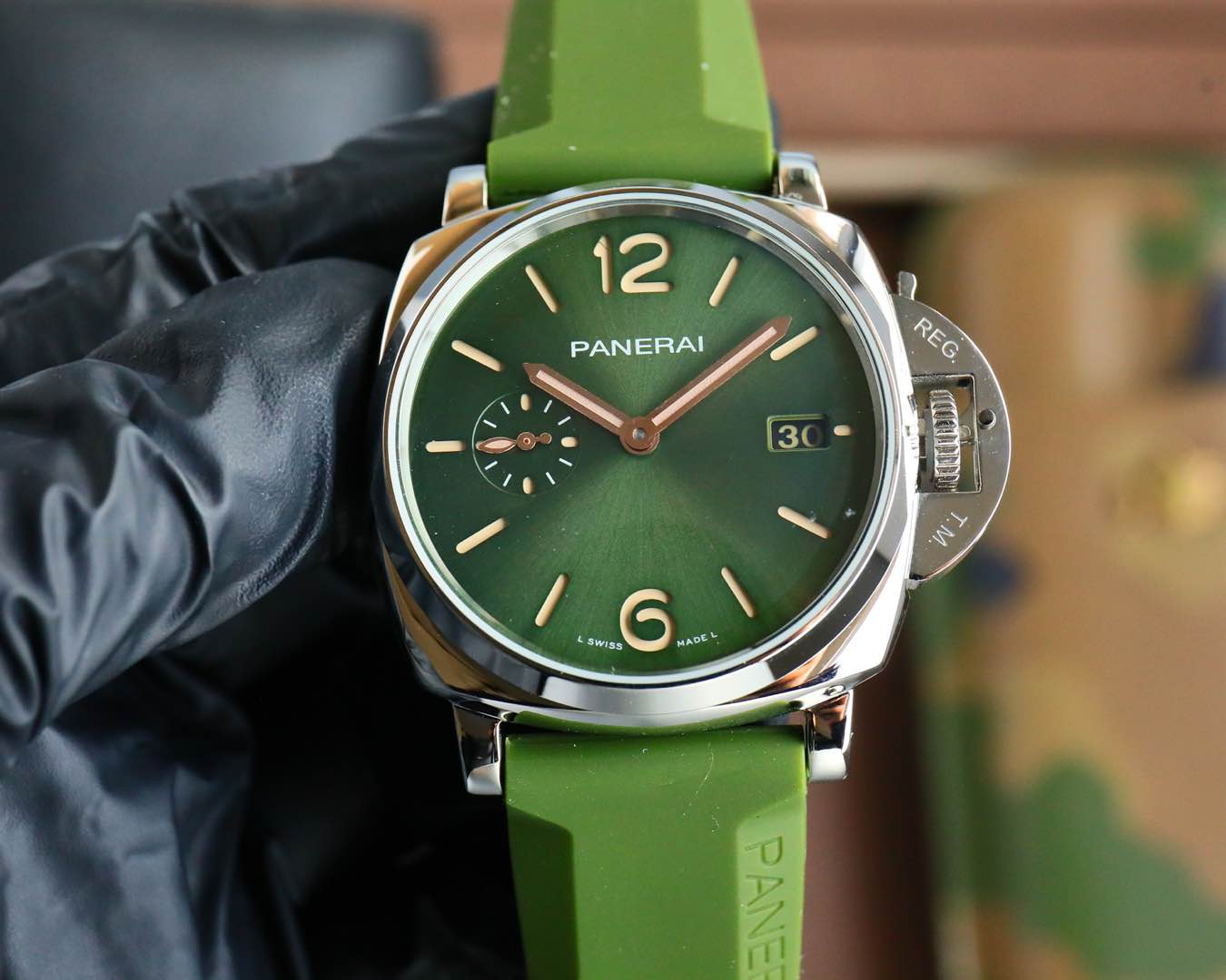 Peiner White Crustacean 1533 Watch: Elegant, Light, Thin – Perfect for Women! - 图片 7