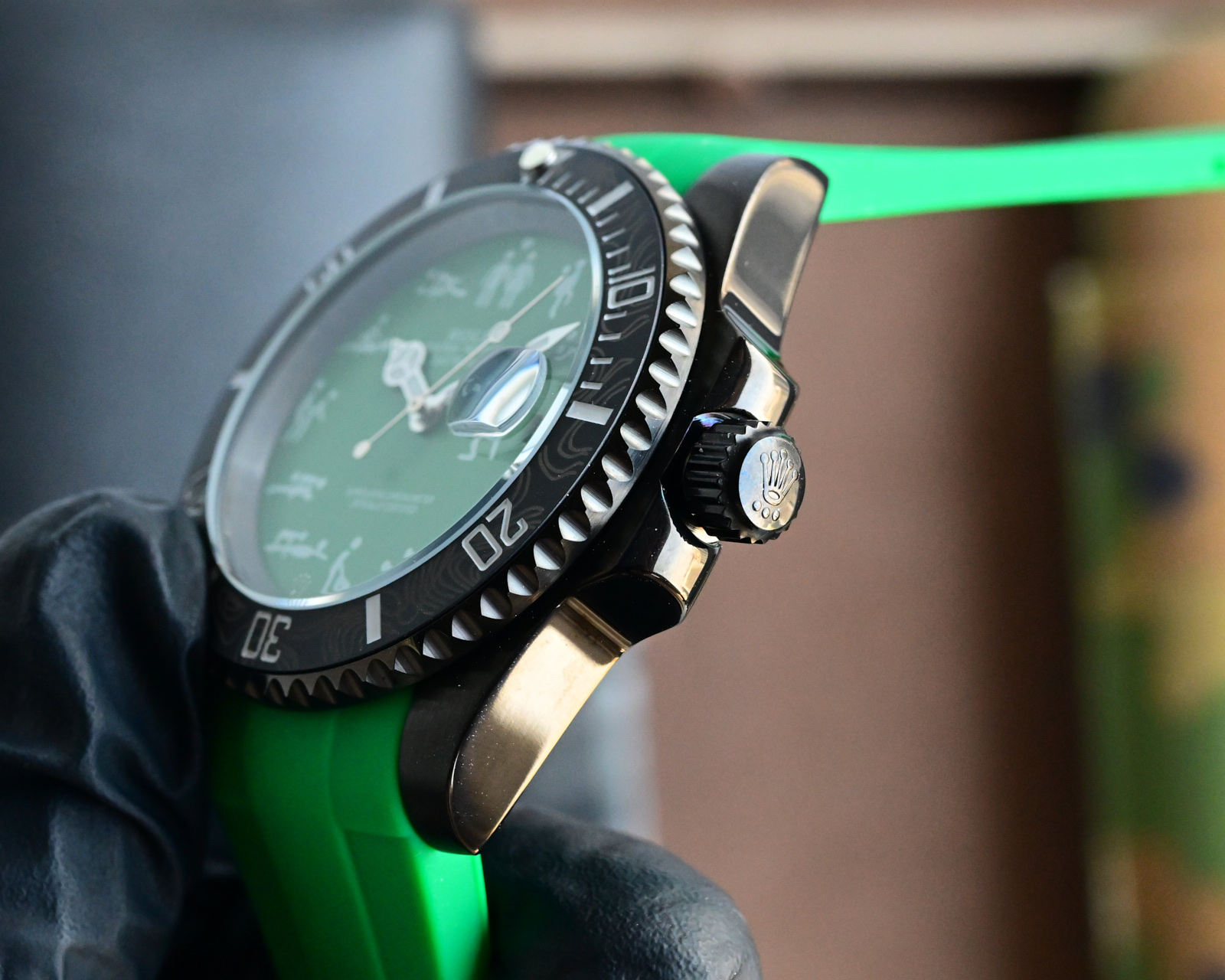 Rolex Submariner Style Watch with Erotic Art and Gemstone Bezel - Limited Edition 7 i1742666752266 7268 0 5
