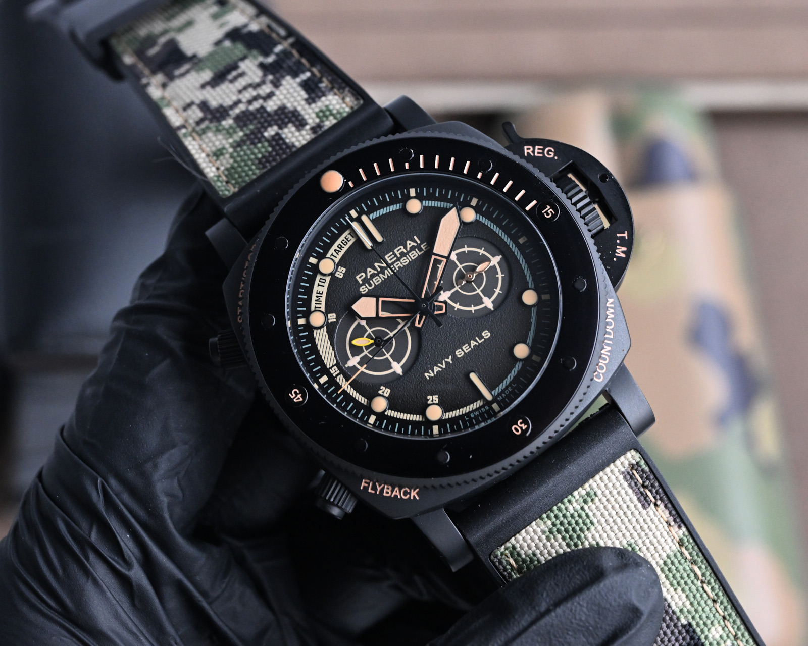 Belt 2024: New Submersible BMG-TECCHTM Wristwatch with Superior Resilience and Visibility - 图片 2