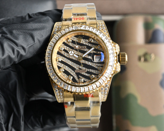 Rolex Submariner Custom Diamond Bezel Gold Tone Automatic Men's Watch 40 mm 1 Rolex Submariner Custom Diamond Bezel Gold Tone Automatic Men's Watch 40 mm