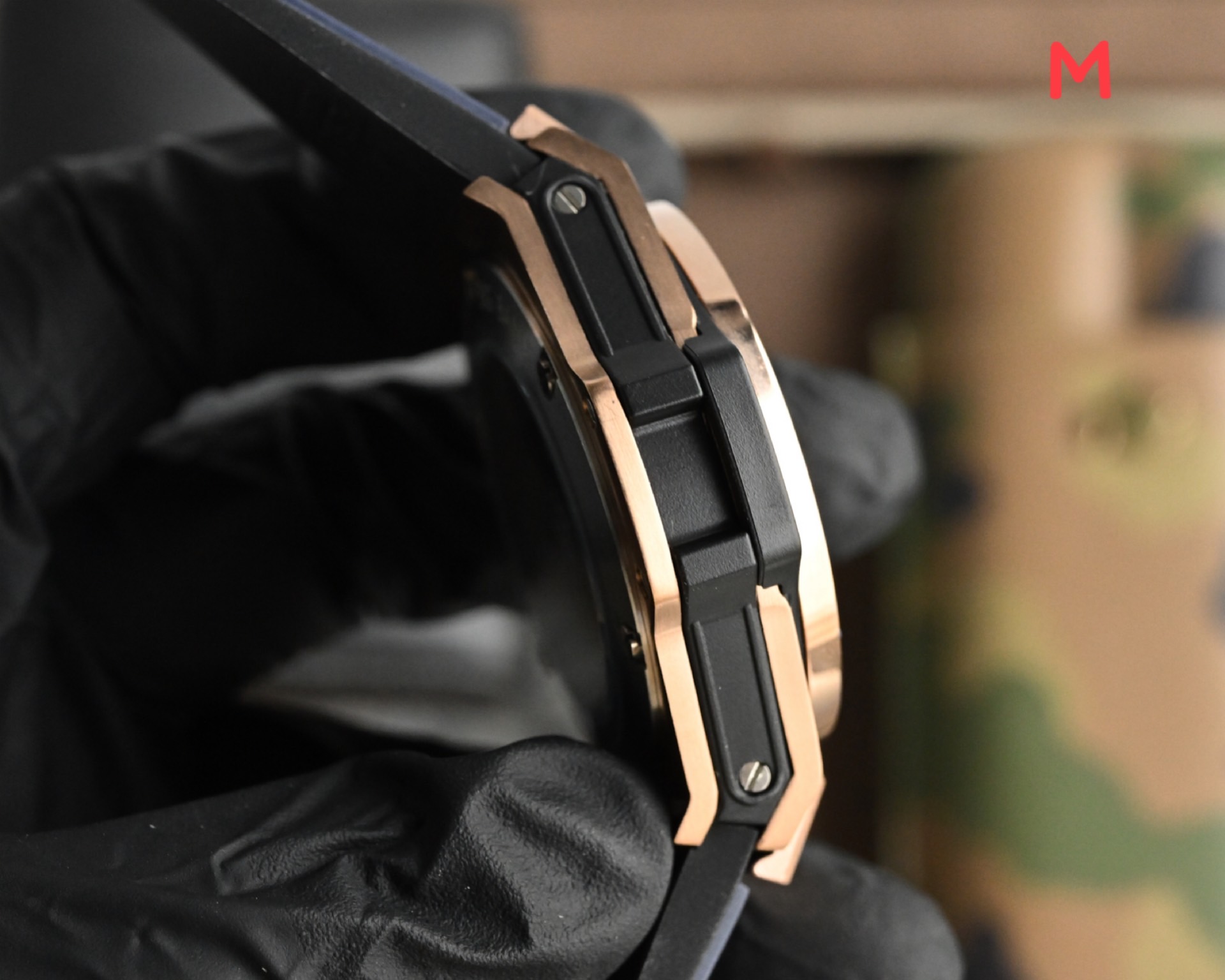 🎩恒宝 HUBLOT 玻璃 45mm*13mm 头层牛皮表带 原装扣 全自动机械机芯 浓浓的金属酷感 始终带给你视觉上的冲击