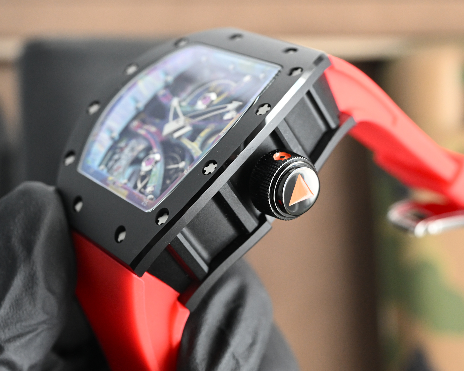 Luxury Automatic Wristwatch by Richard Miller: Ceramic Shell, Steel Core, Elegant Design - 图片 5