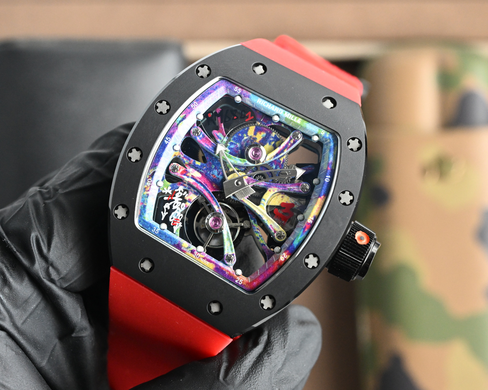 Luxury Automatic Wristwatch by Richard Miller: Ceramic Shell, Steel Core, Elegant Design - 图片 3