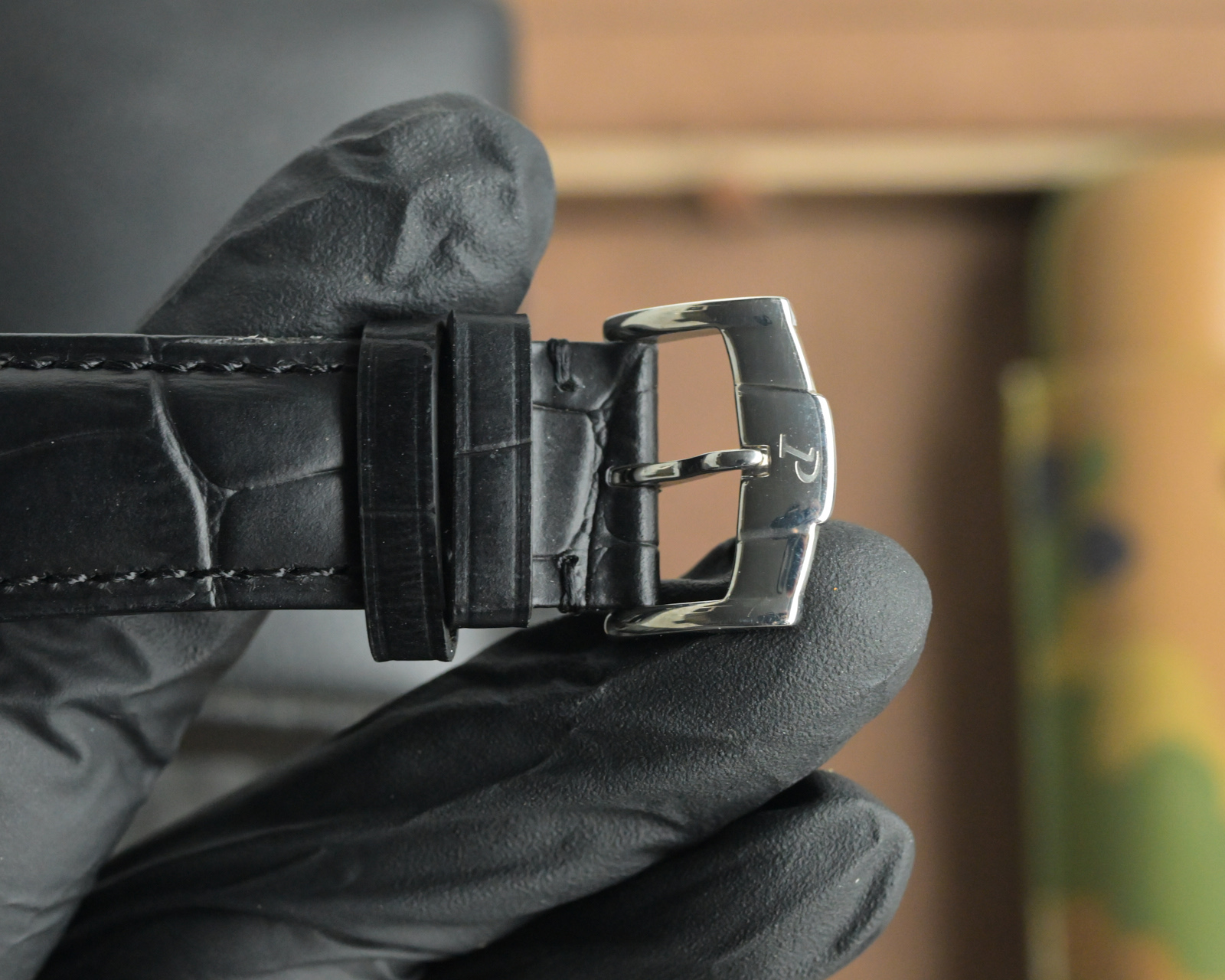 Luxurious Black-Tie GOA33075 and 76 Watch: High-End Design with Fine Details - 图片 6
