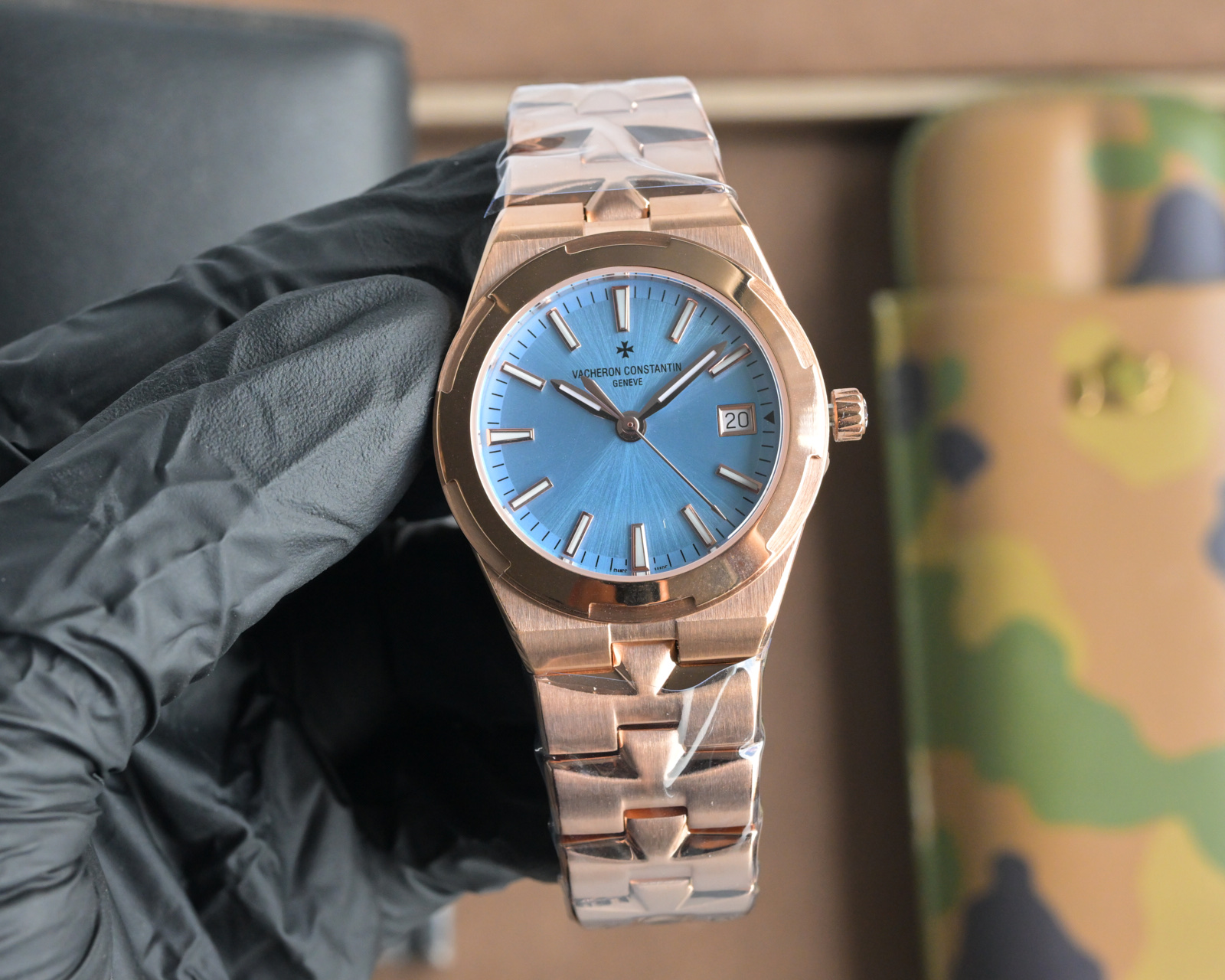 Elegant Stone Wristwatch with Swarovski Crystals and Swiss ETA Movement - 图片 2
