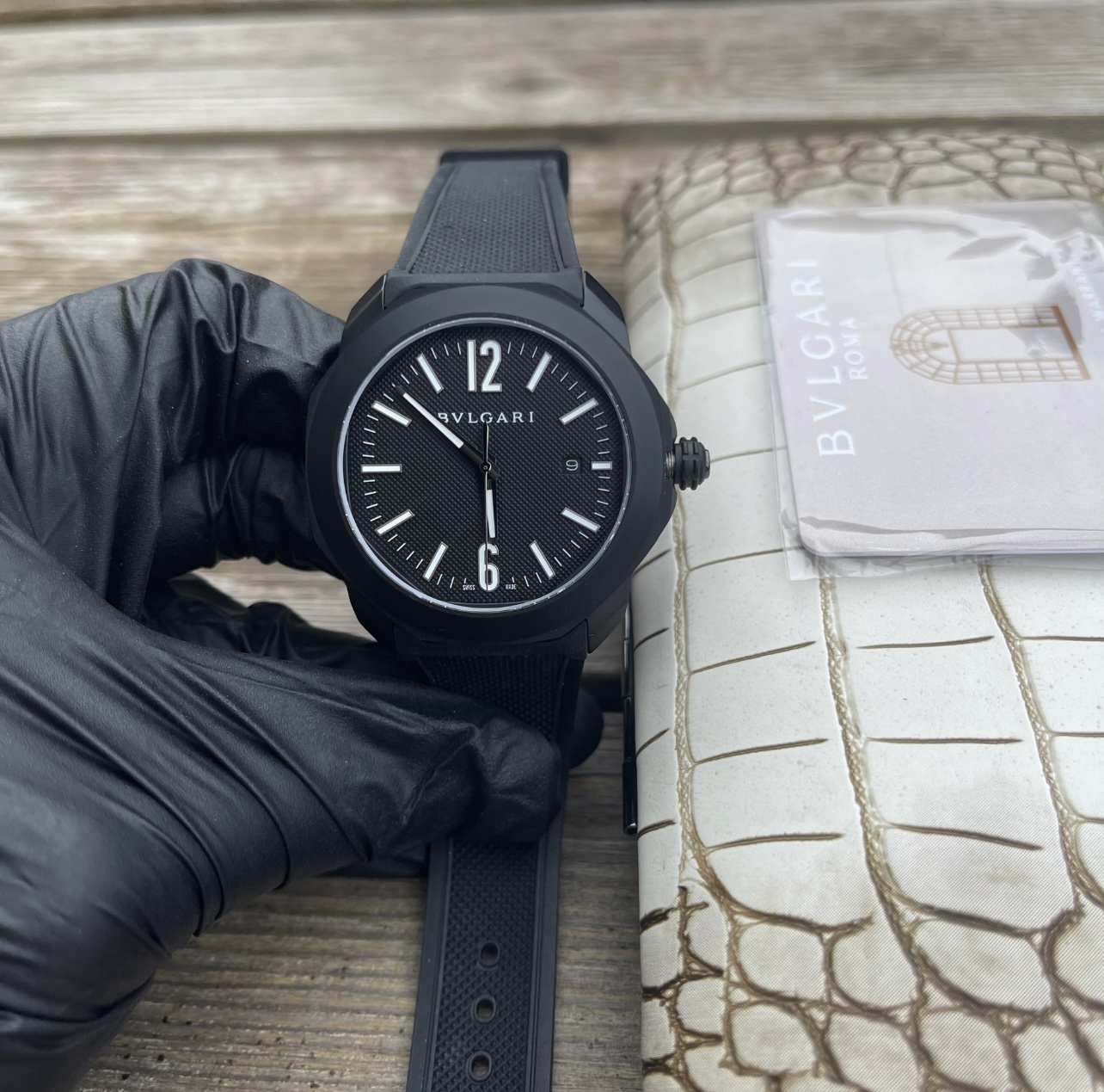 BVLGARI OCTO Series: Unique Octopus Design with Noble Accelerator Aesthetics - 图片 7