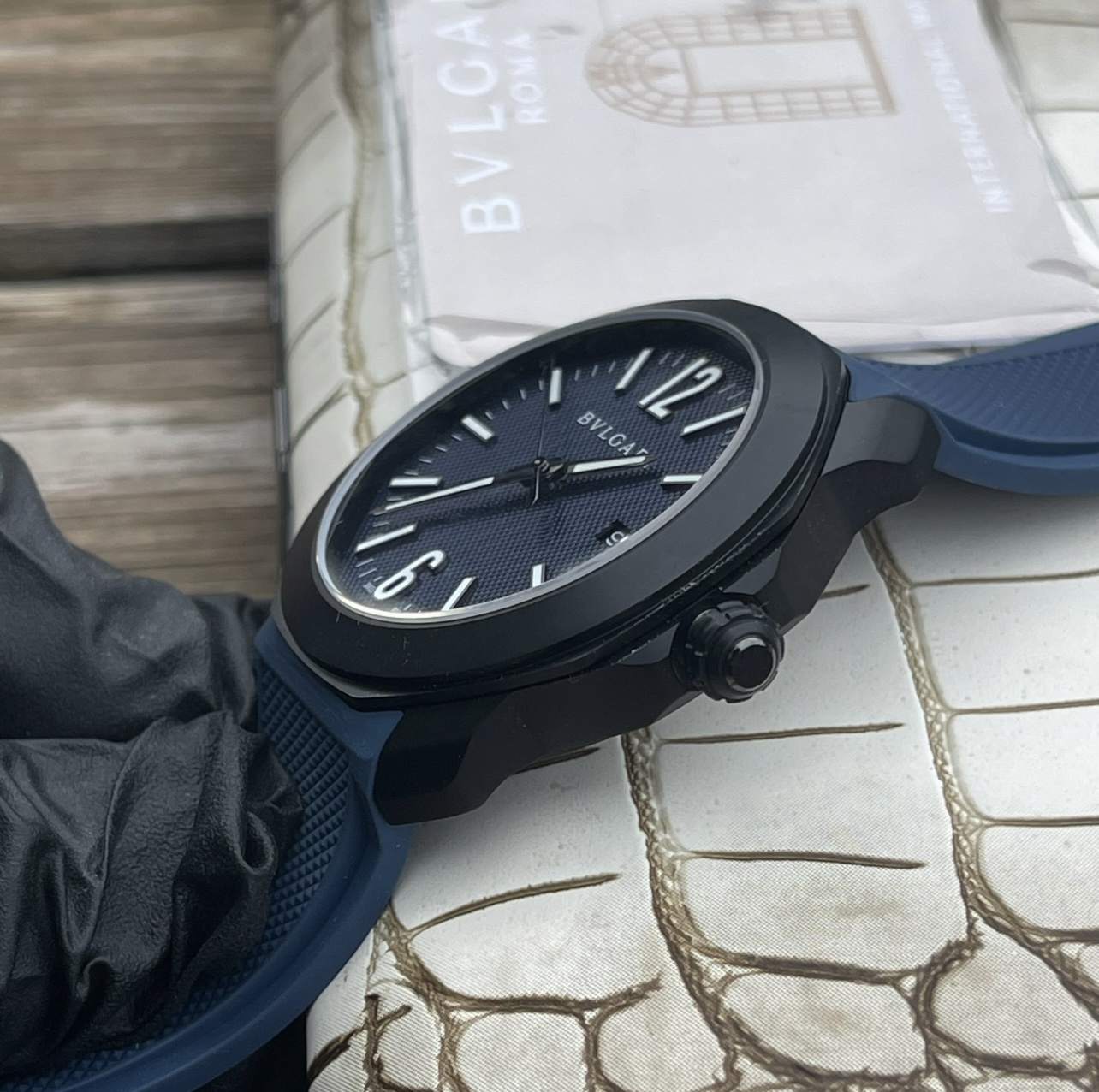 BVLGARI OCTO Series: Unique Octopus Design with Noble Accelerator Aesthetics - 图片 4