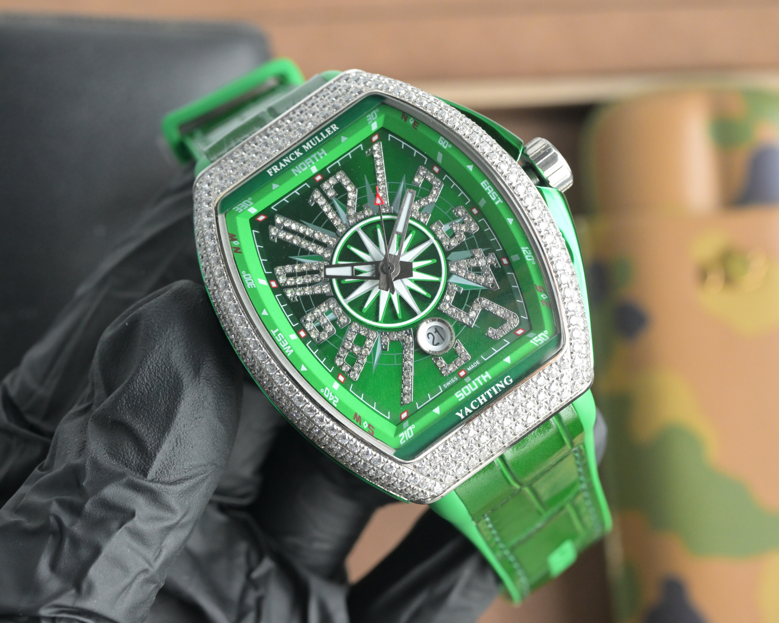 “Review: Frank Muller V45 SC DT Series Watch with Automated Machine Core and Sports Style” - 图片 2