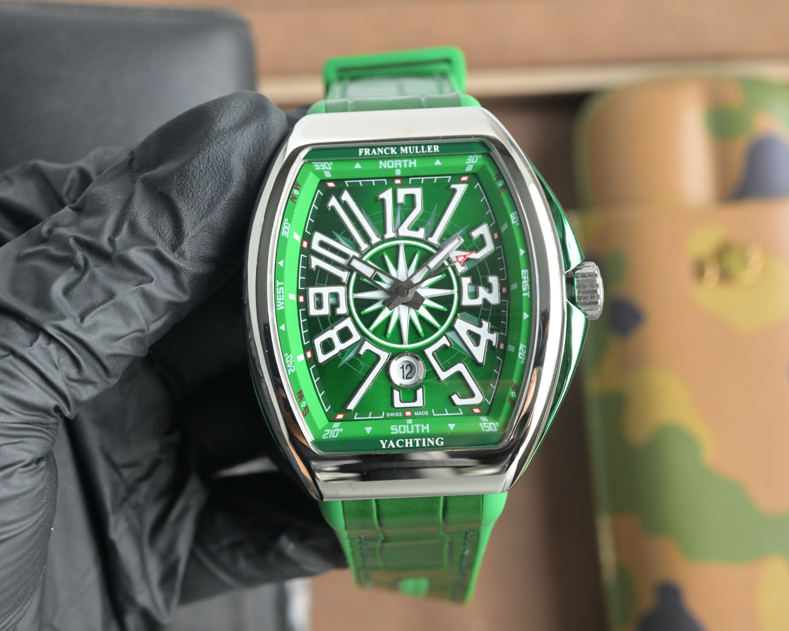 “Review: 1725 Frank Muller V45 SC DT Series Watch with Automated Machine Cores and Unique Design”