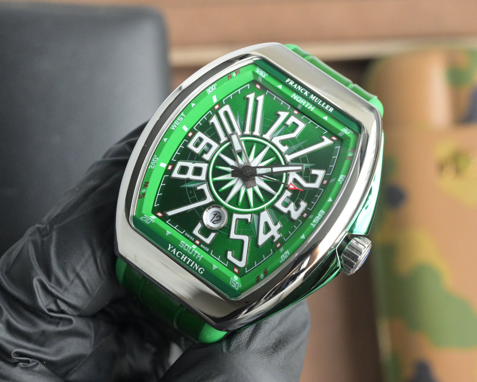 “Review: 1725 Frank Muller V45 SC DT Series Watch with Automated Machine Cores and Unique Design” - 图片 3