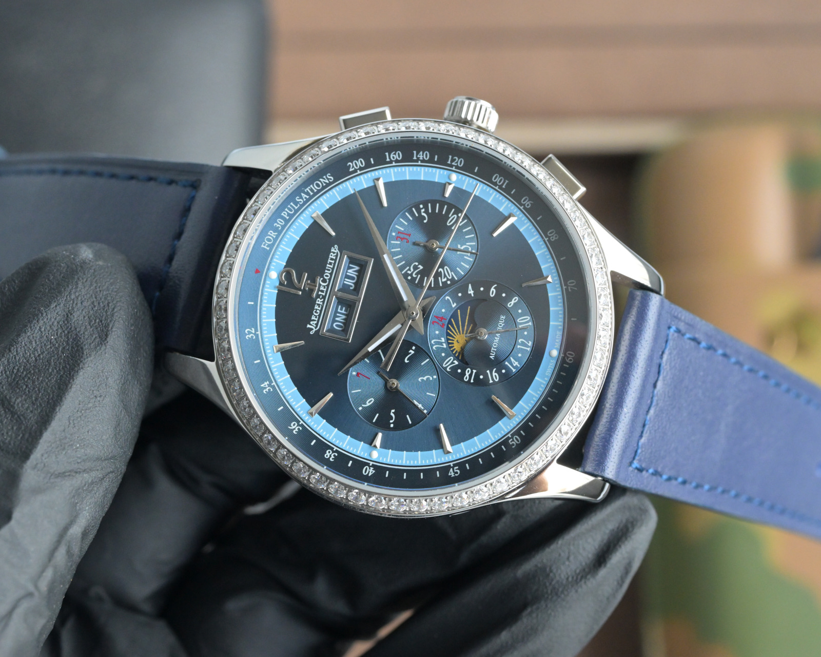 “Upgraded JAEGER-LECOULTRE Watch: Heavy Gold Construction, 316L Steel, Waterproof, Luxury Italian Leather” - 图片 4