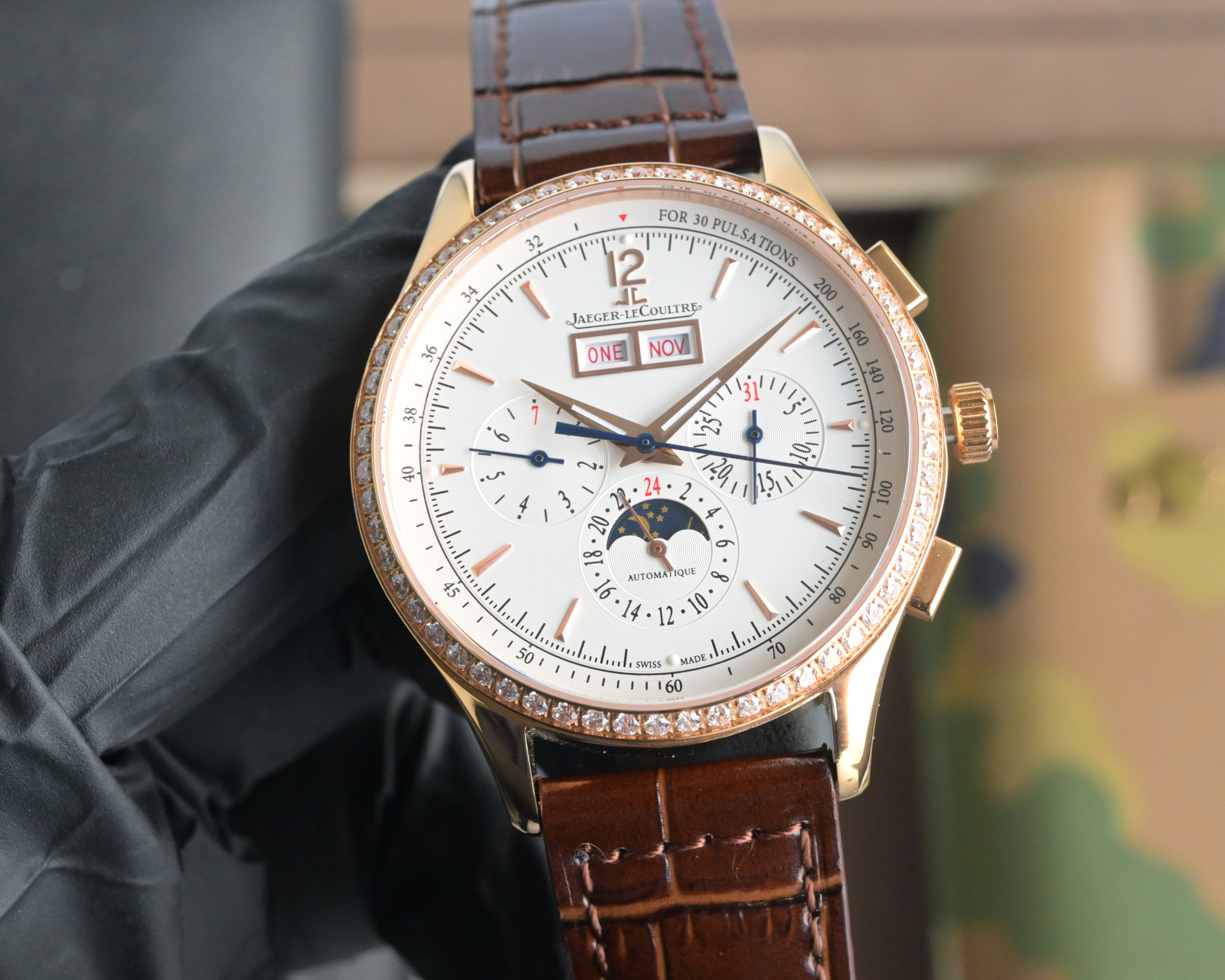 “JAEGER-LECOLUTRE Master of the Architects Series 4138420 Watch Upgrade Details”