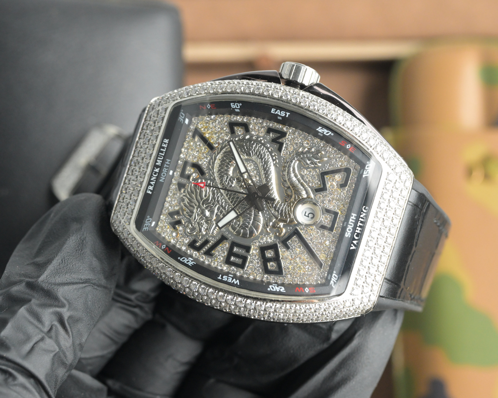 Luxury watch: Frank Muller V45 SC DT series, 54x42x15mm, automatic, blue-ray glass, cow skin belt, sports style, elegant design. - 图片 4