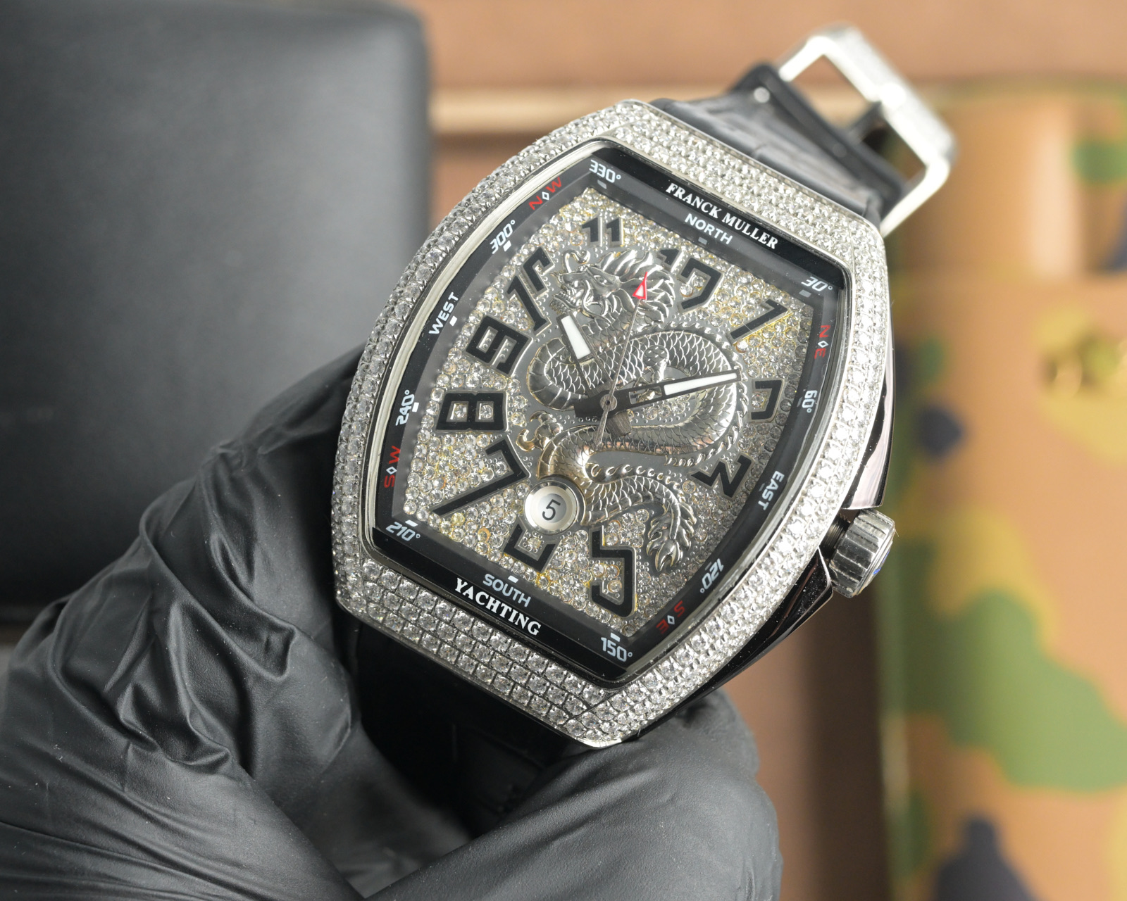 Luxury watch: Frank Muller V45 SC DT series, 54x42x15mm, automatic, blue-ray glass, cow skin belt, sports style, elegant design. - 图片 3