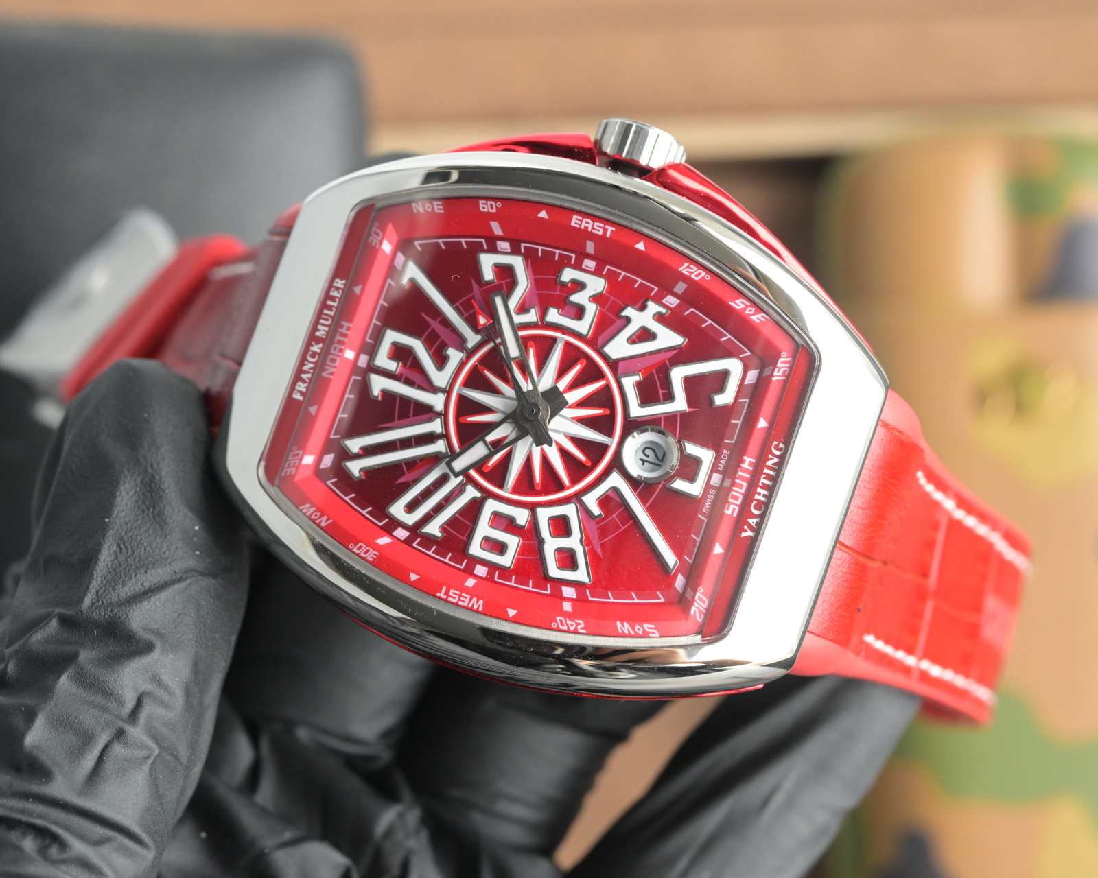 “Frank Muller V45 SC DT Series Watch: Automated Machine Cores, Blue-Ray Glass, Cow Skin Belt” - 图片 4