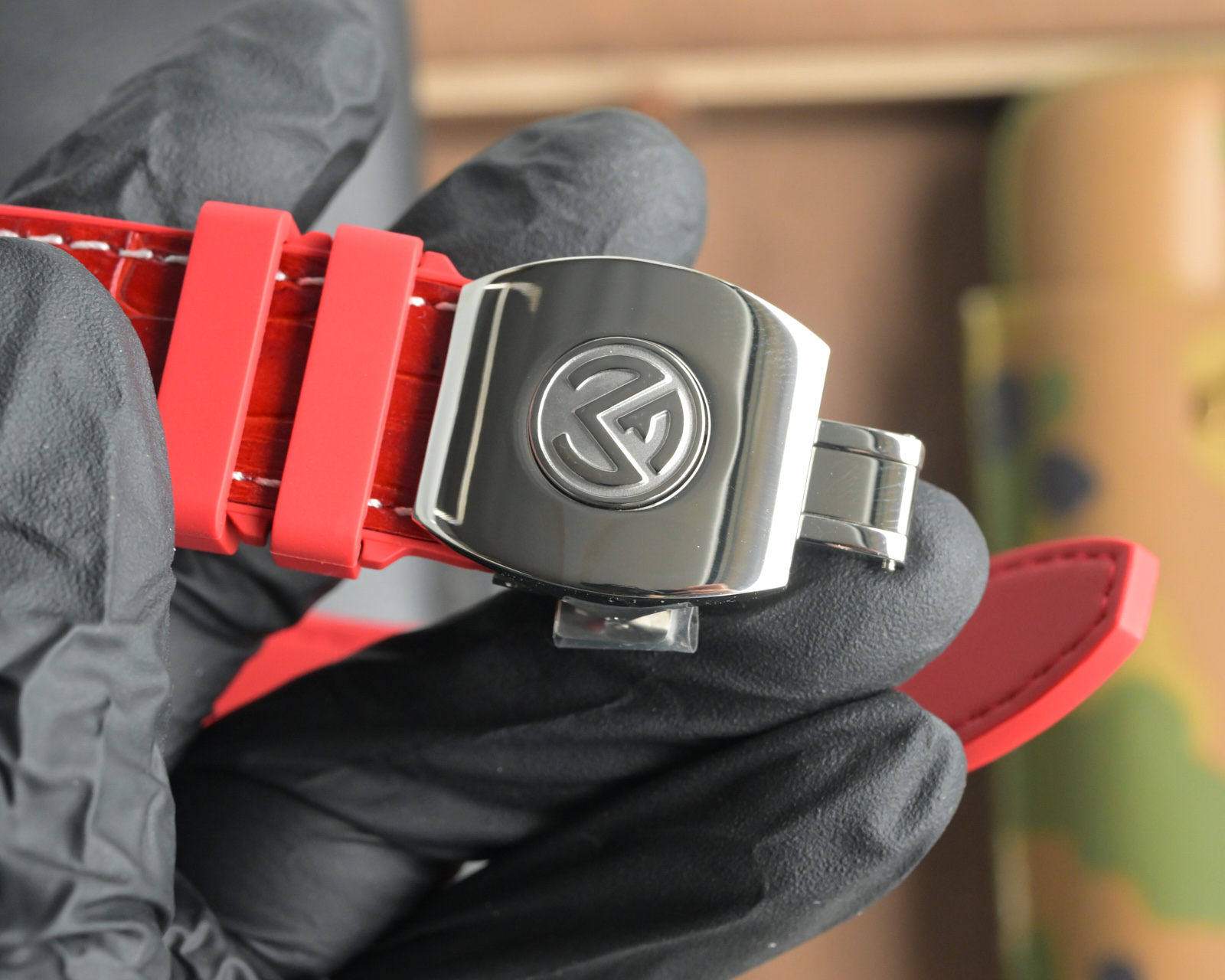 “Frank Muller V45 SC DT Series Watch: Automated Machine Cores, Blue-Ray Glass, Cow Skin Belt” - 图片 7