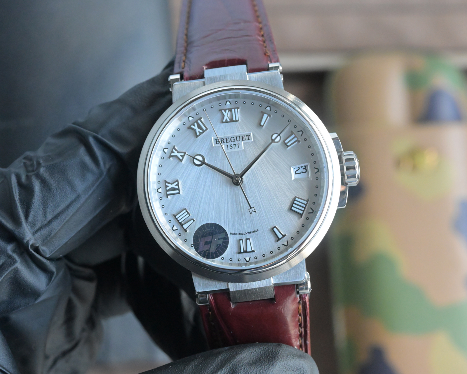 Luxury White Shell Wristwatch 4025 with Beryllium P4140 Crocodile Skin – New CF Rose Product Launch - 图片 2