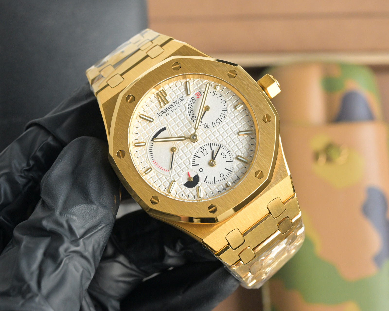 “Royal Oaks Abby Associated Press Watch: Dual-Site Full-Automatic Machine Core, 316L Steel, Saloon-Proof Crystal, Super-Night Light” - 图片 2