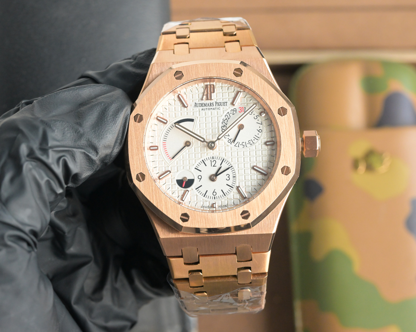 “Royal Oaks Abby Watch: Dual-Site Full-Automatic Machine Core, 316L Steel, 41mm Size, Saloon-Proof Crystal, Super-Night Light” - 图片 1
