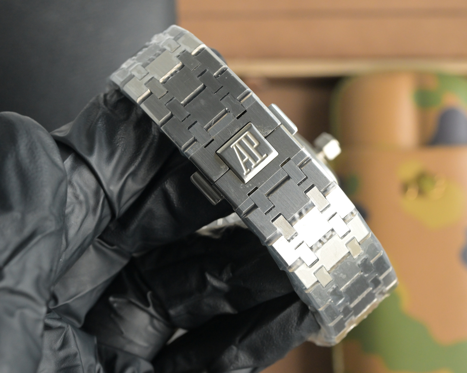 “Associated Press Abby Royal Oaks Watch Review: Dual-Site Automatic Machine Core, 316L Steel, 41mm Size” - 图片 7
