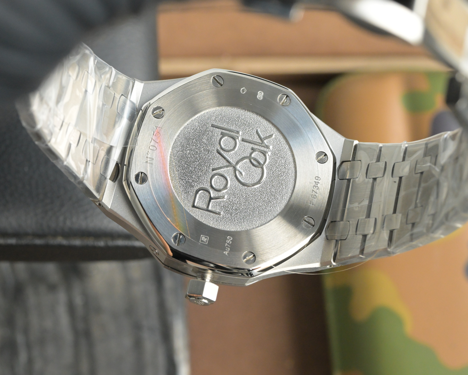 “Associated Press Abby Royal Oaks Watch Review: Dual-Site Automatic Machine Core, 316L Steel, 41mm Size” - 图片 9