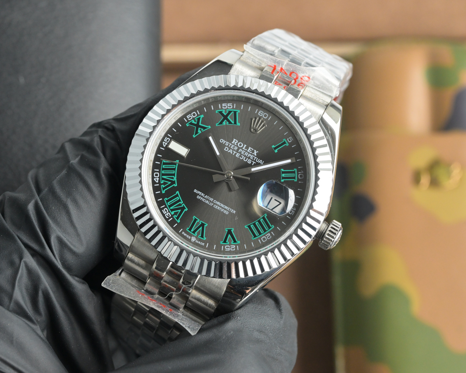 שעון רולקס Datejust 41 מ"מ מפלדת אל-חלד עם חוגה אפורה וספרות רומיות ירוקות 4 i1755973615571 710 0 2