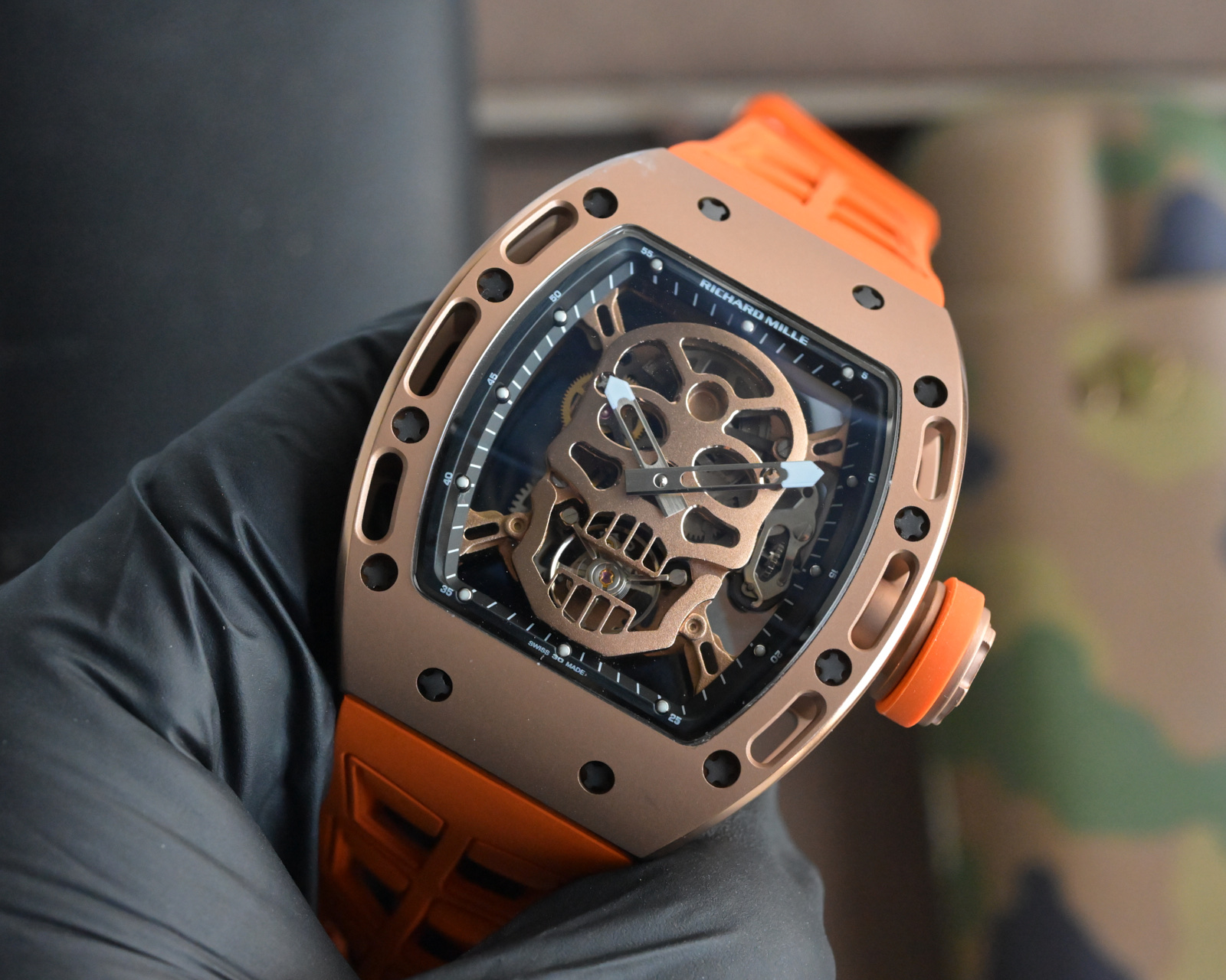 Richard Mille RM 052 Caixa caveira em ouro rosa, parafusos de moldura preta, mostrador esqueleto caveira, pulseira de borracha laranja 42,7 mm masculino mecânico