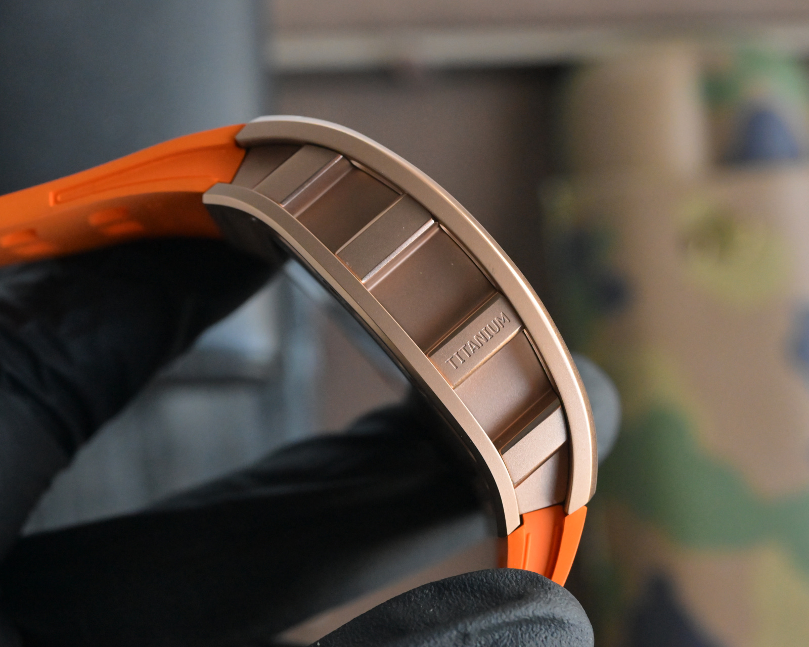 Richard Mille RM 052 Caixa caveira em ouro rosa, parafusos de moldura preta, mostrador esqueleto caveira, pulseira de borracha laranja 42,7 mm masculino mecânico