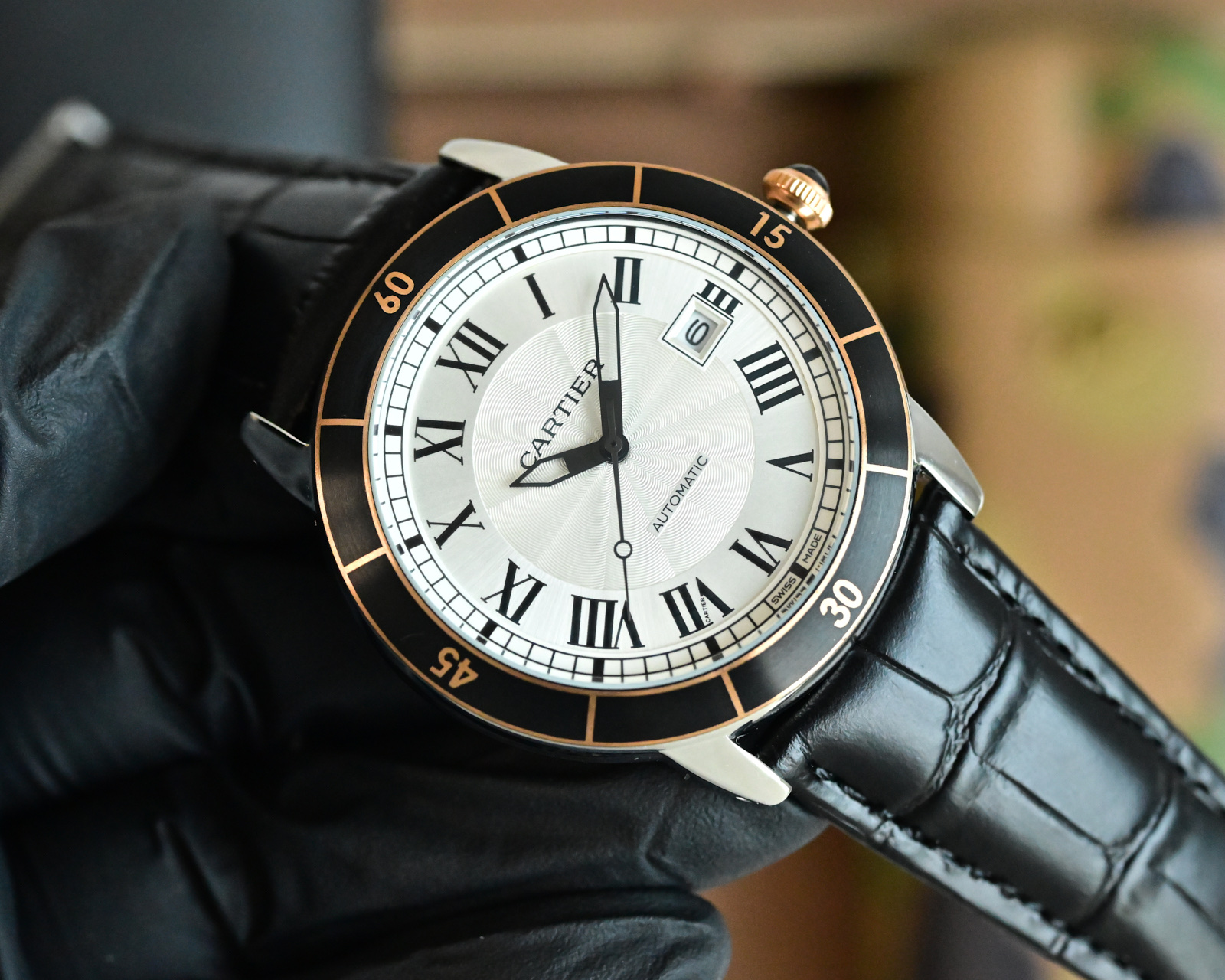 Cartier Ronde de Cartier silver case, black bezel, silver dial, black strap 42mm Men's Automatic