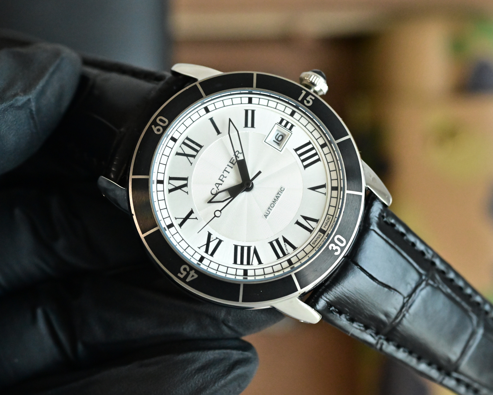 Cartier Ronde Croisiere de Cartier stainless steel case, black bezel, silver dial, black leather strap 42mm Men's Automatic