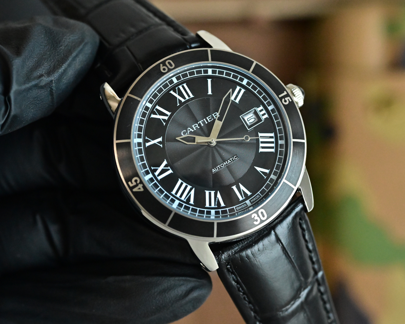 Cartier Ronde Croisiere de Cartier steel case, black bezel, black dial, black leather strap 42mm Men's Automatic