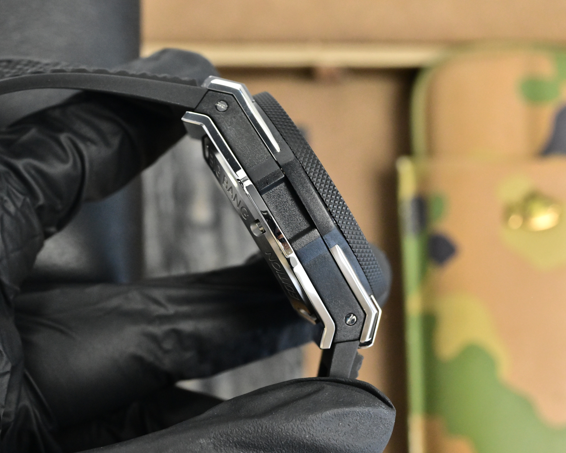위블로 빅뱅 431.OM.1338.RX 시리즈 125189 썸네일 이미지