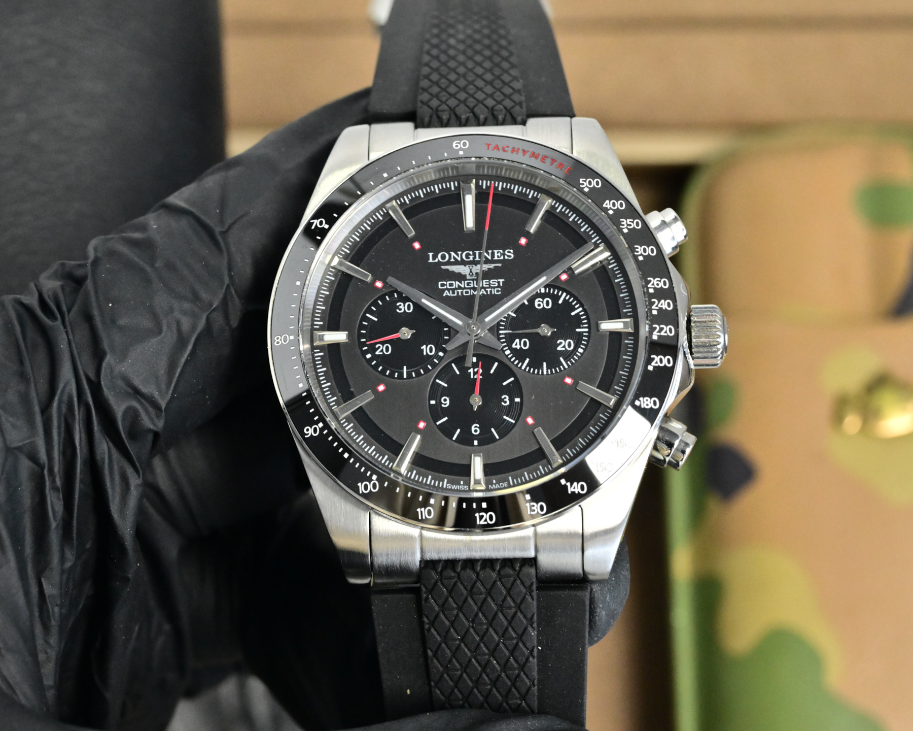 Longines Conquest Chronograph stainless steel case, black bezel, white dial, black rubber strap 41mm Men's Automatic