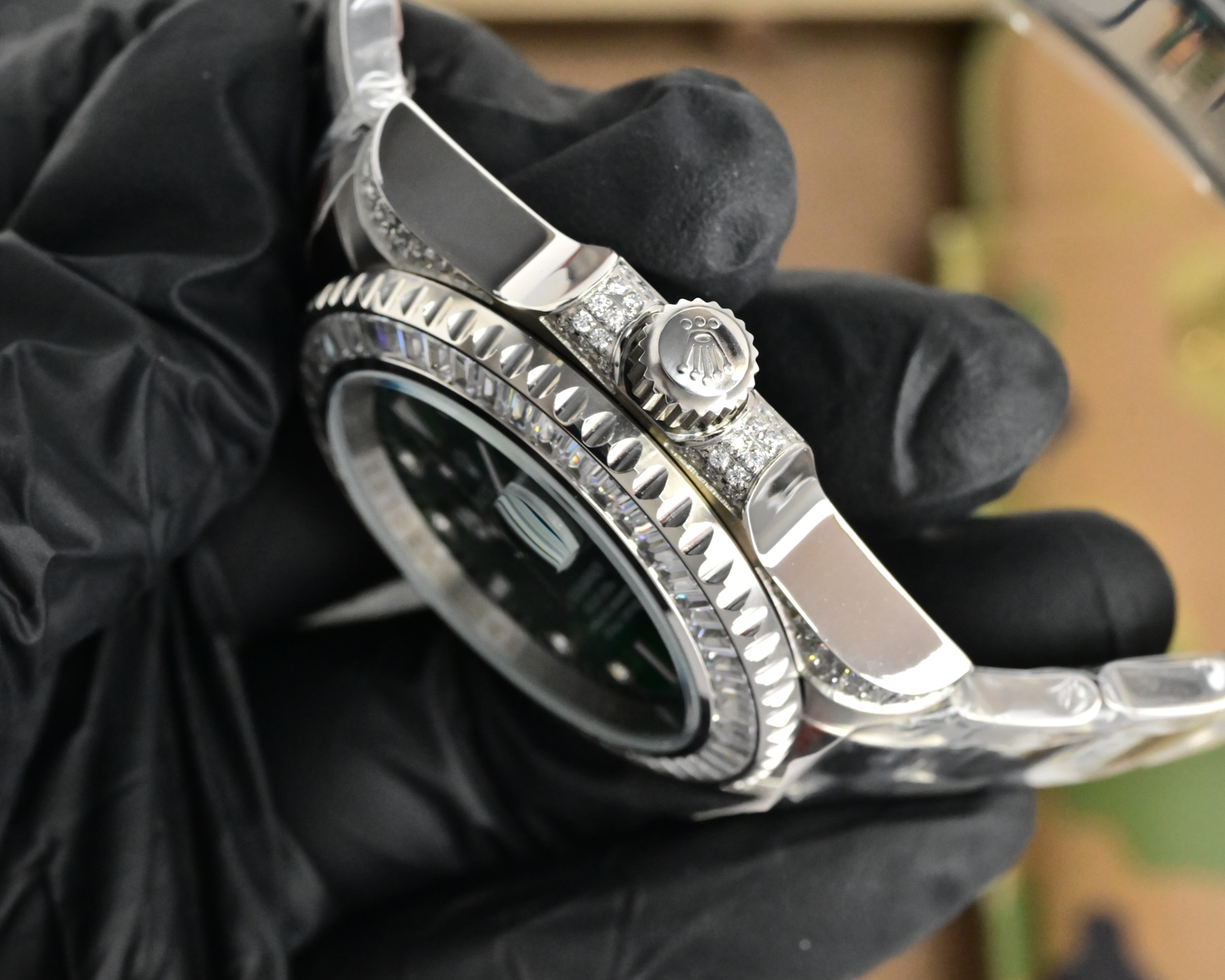 Rolex Submariner Date silver diamond-set case and bezel, green dial, silver bracelet 40mm Men's Automatic