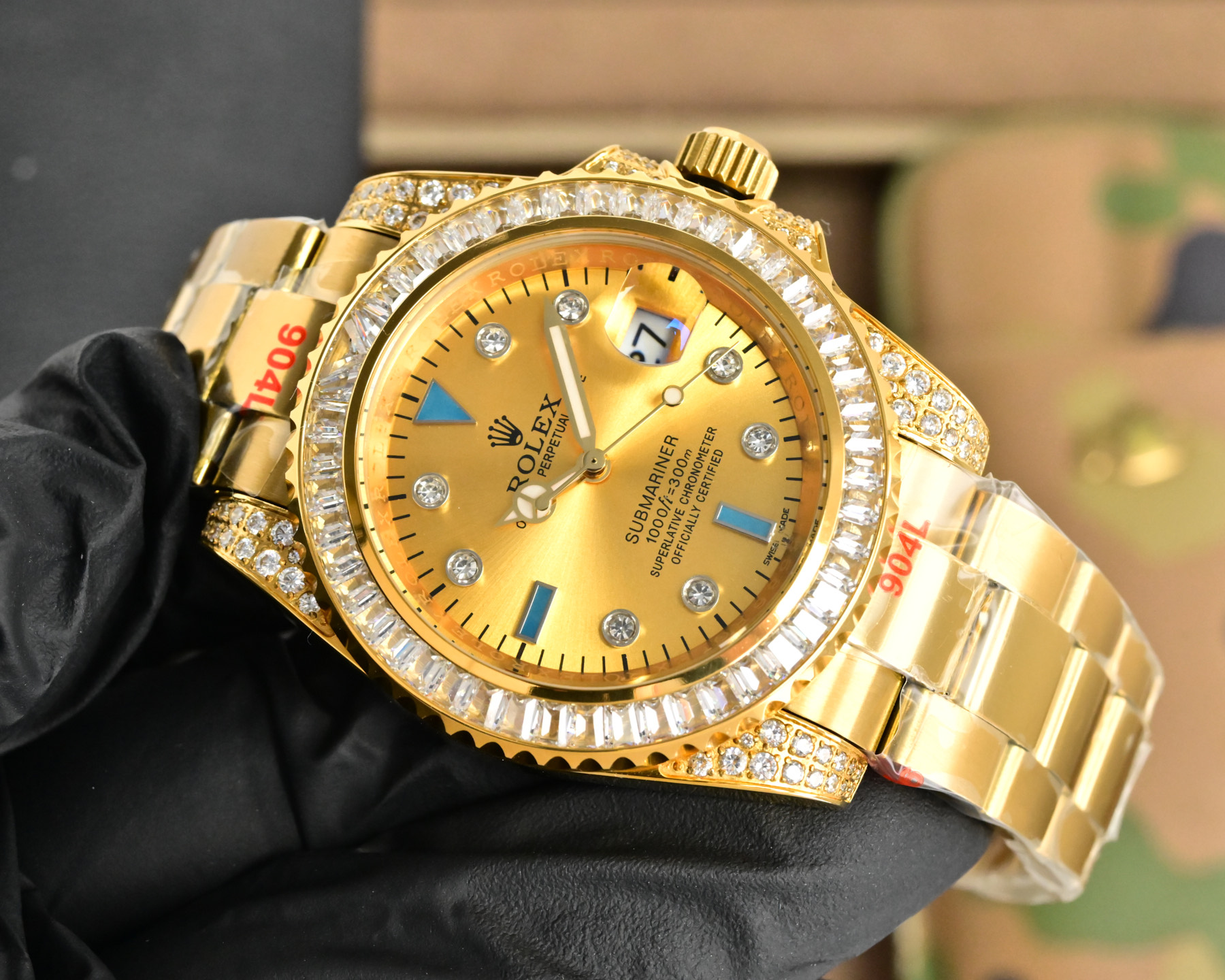 Rolex Submariner gold case and bracelet, diamond bezel, champagne dial 40mm Men's Automatic