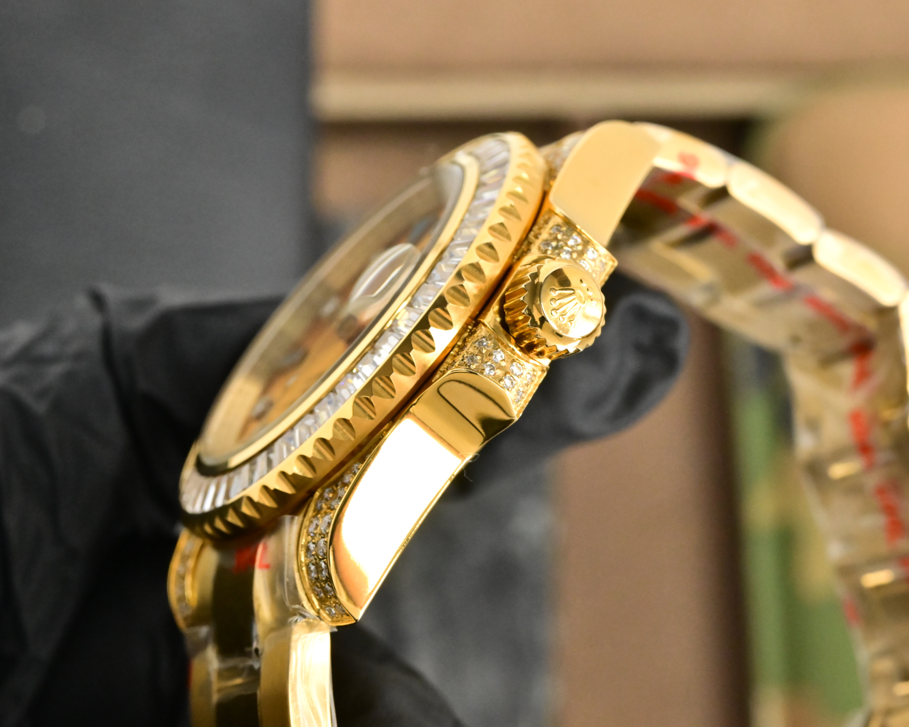 Rolex Submariner gold case and bracelet, diamond bezel, champagne dial 40mm Men's Automatic