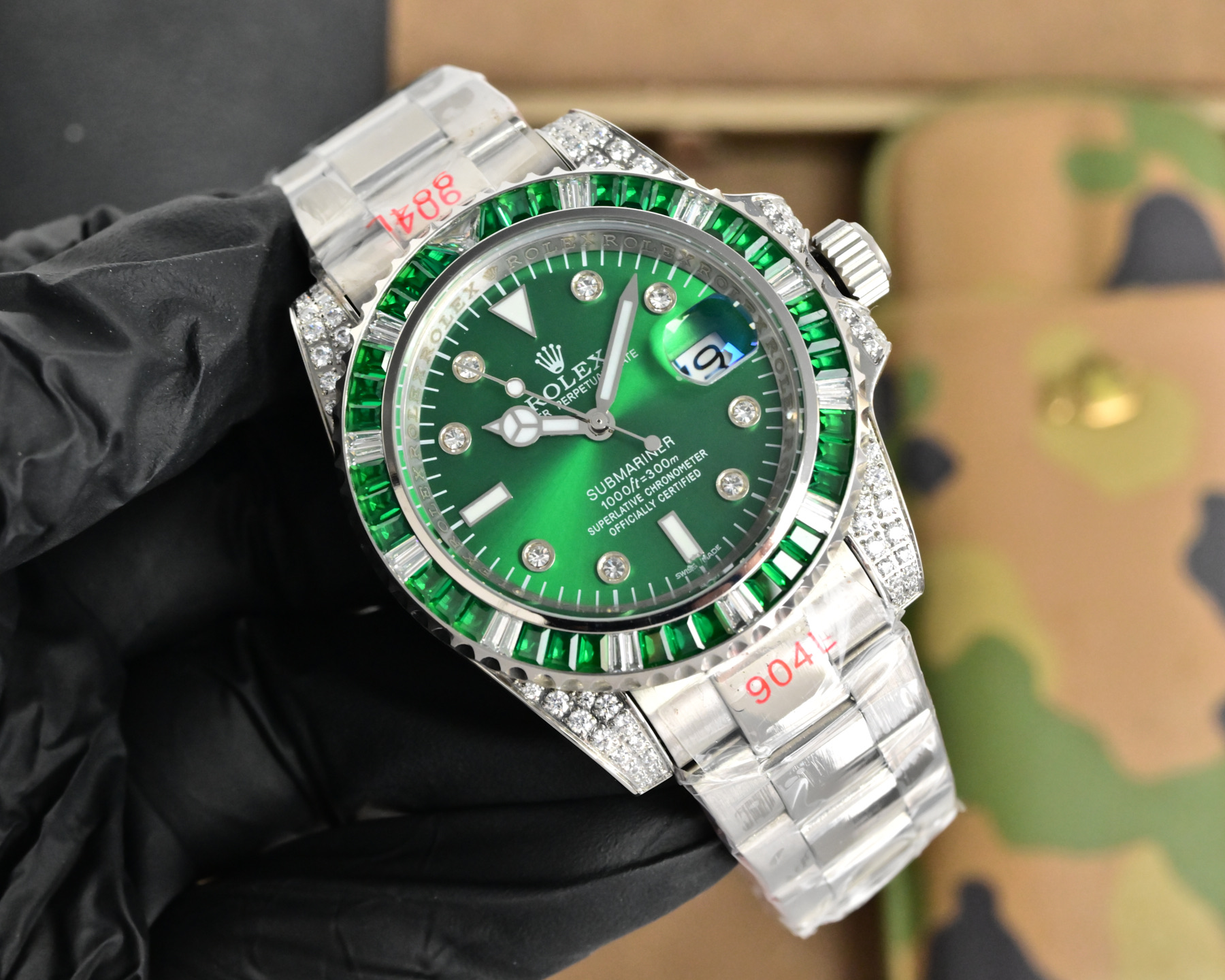 Rolex Submariner green dial, green bezel, silver case, silver bracelet 40mm Men's Automatic