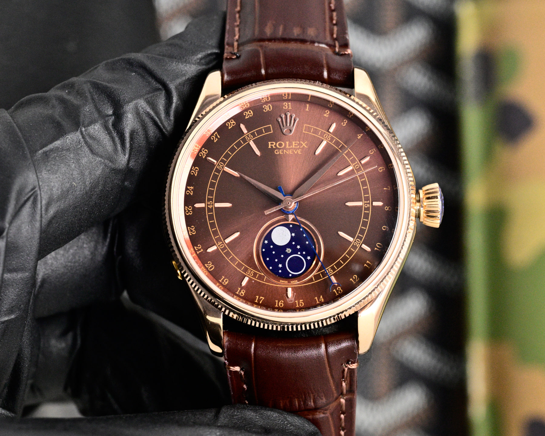 NO:947341,The Rolex Cellini two-and-a-half-hand Rolex Perpetual m52508-0006 small seconds watch is a dense-bottom Rolex WN2 watch with a size of 40×11mm. It is an exclusive custom-modified automatic mechanical movement with accurate and stable travel time. It is paired with Italian calfskin and double pleat buckle. The leather is soft and delicate and fits the wrist better, giving you a comfortable wearing feeling!  Inheriting craftsmanship, focusing on high-quality gifts, the best luxury recommendations, please look for exclusive quality, rolex, cowhide19860909劳力士切利尼两针半 Rolex恒动型m52508-0006小秒型腕表,是劳力士一款密底腕表WN2腕表尺寸40×11mm,独家定制改装自动机械机芯,走时精准稳定性,搭配意大利小牛皮,双褶扣,皮质柔软细腻更加贴合手腕给您带来舒适的佩戴感！ 匠心传承,专注优品送礼最佳奢华推荐请认准独家品质,,rolex,cowhide,Watch