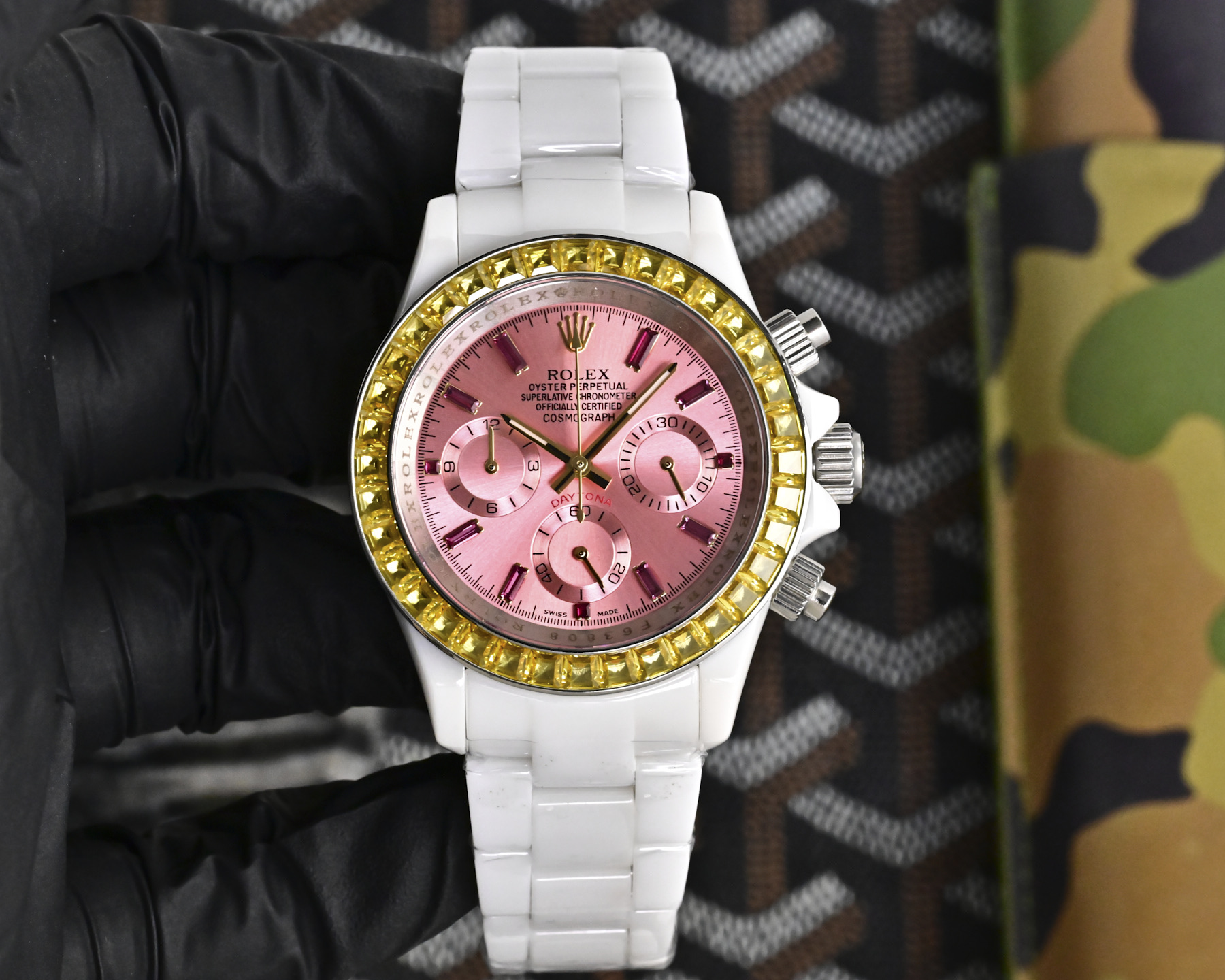 NO:947438,New Rolex Daytona Series Ceramic Case Size 43mm Mineral Coated Glass Wear-Resistant Super Luminous Japanese Multi-Function Chronograph Quartz Movement Ceramic Strap Original Buckle The Rolex Daytona You Can’t Put Down, You Can’t End It Once and for All!  ,,rolex19860909新品劳力士ROLEX 迪通拿系列 陶瓷表壳 尺寸43mm 矿物质镀膜玻璃耐磨 超强夜光 日本多功能计时石英机芯 陶瓷表带 原装扣 爱不释手的劳力士迪通拿 品不完的一劳永逸！,,rolex,Watch