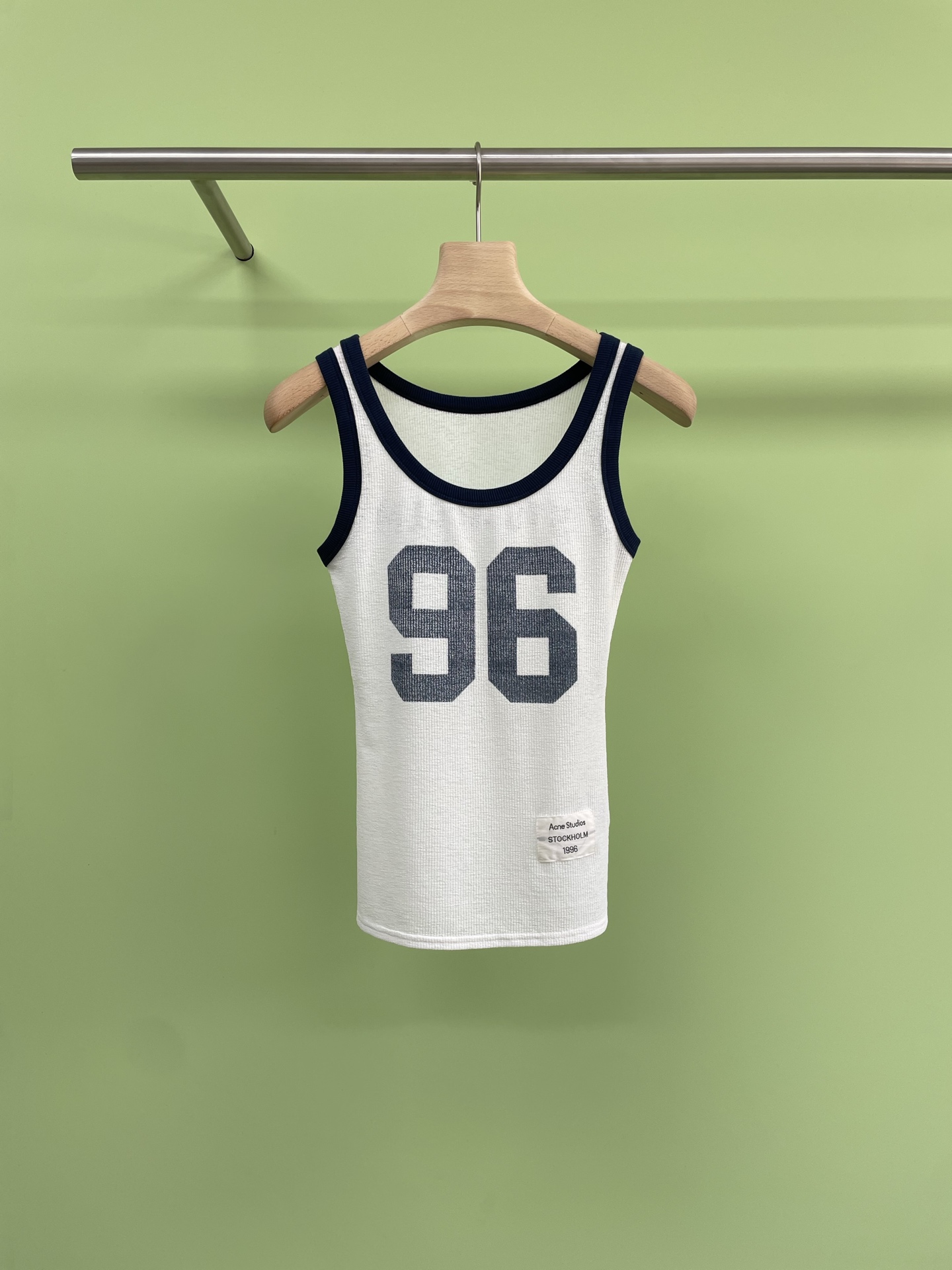 NO:435200,Acne Studios Spring and summer new 96 digital print contrasting edge vest, men and women's contrasting sleeveless printed T-shirt top, vintage vintage fashion short sleeves, beige and blue perfect fusion, digital prints are vivid on the clothes, symbolizing unique personality and taste, sports style tailoring, showing vitality and freedom, the dark design of shoulders and sleeves is like the stars in the night, emitting high-end light. Whether it is leisure travel or sports moments, it is your best fashion choice, allowing you to stand out among the crowd, exuding beauty and high-end sense. SML, acne studios,dior,T-shirt,tees,t-shirt,alexander wang19860909Acne Studios 春夏新款96数字印花撞色边背心,男女同款撞色无袖印花T恤上衣,vintage古着穿搭时尚短袖,米色与蓝色的完美融合,数字印花跃然衣上,象征着独特的个性与品味,运动风格的剪裁,彰显活力与自由,肩部与袖子的深色设计,如同夜幕中的星辰,散发着高级的光芒,无论是休闲出行还是运动时刻,它都是你最佳的时尚选择,让你在人群中脱颖而出,散发唯美与高级感. 码数SML,,acne studios,dior,T-shirt,tees，t-shirt,alexander wang,Women's clothing